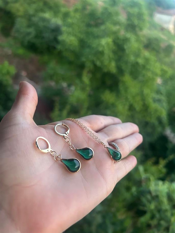 Zümrüt Yeşili Kolye Küpe Damla Set