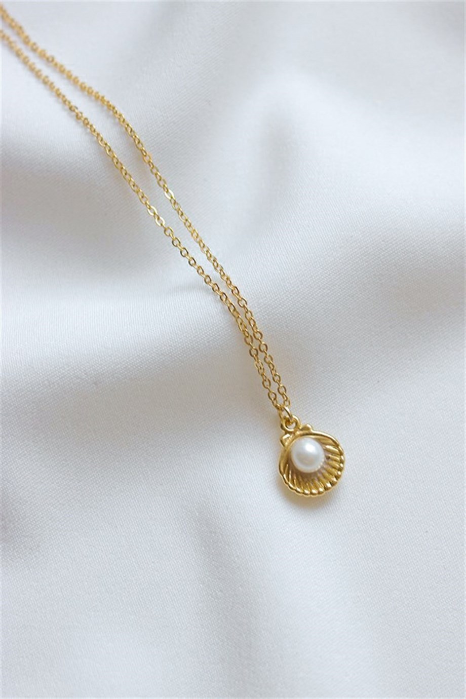 WOMEN'S GOLD CHAIN ​​INCİLİ ASPROVATION NECKLACE