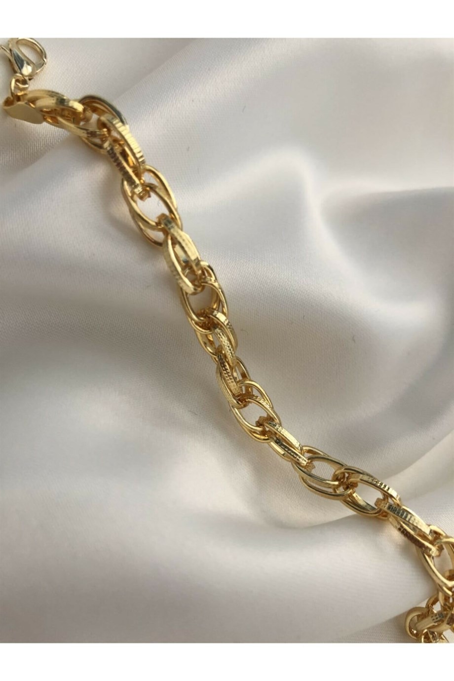 Unisex Gold Chain Bracelet