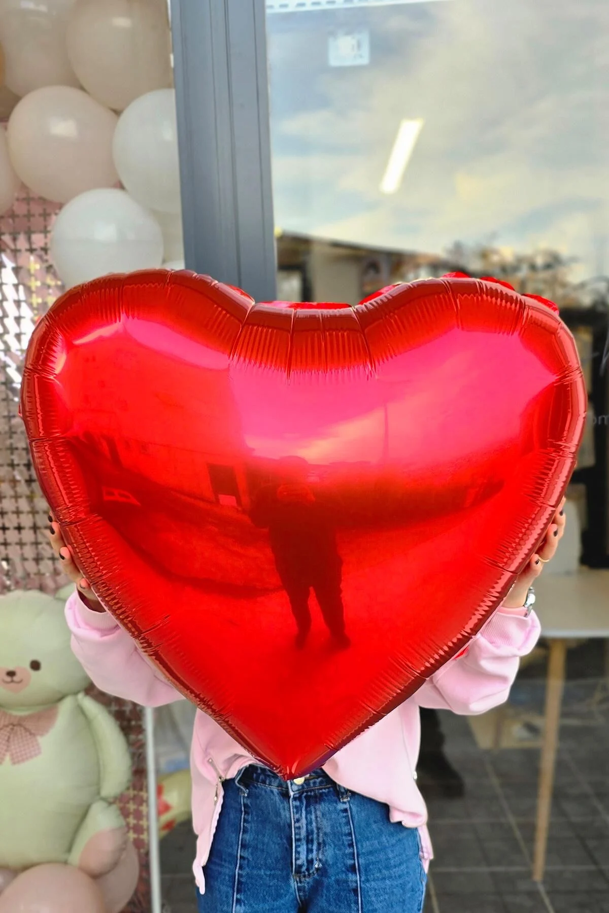 Kişiye Özel Instax Polaroid Fotoğraflı Kırmızı Uçan Dev Kalp Balon