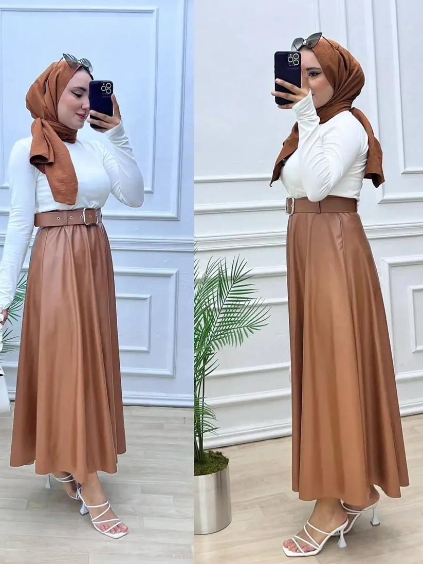 Kadın Yüksek Bel Kemerli Deri Etek