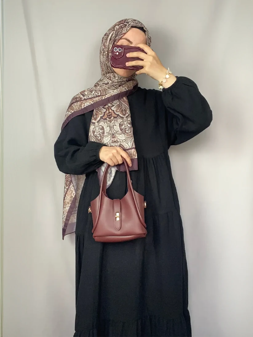 Siyah Müslin Elbise