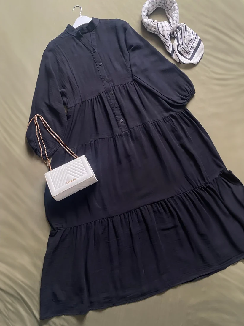 Siyah Müslin Elbise