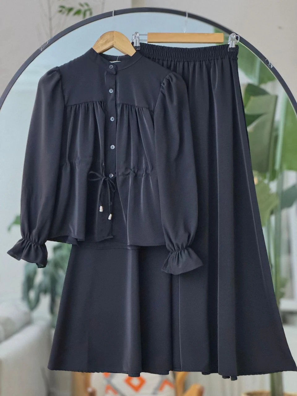 Dubai Kumaş Etekli Takım Siyah Renk