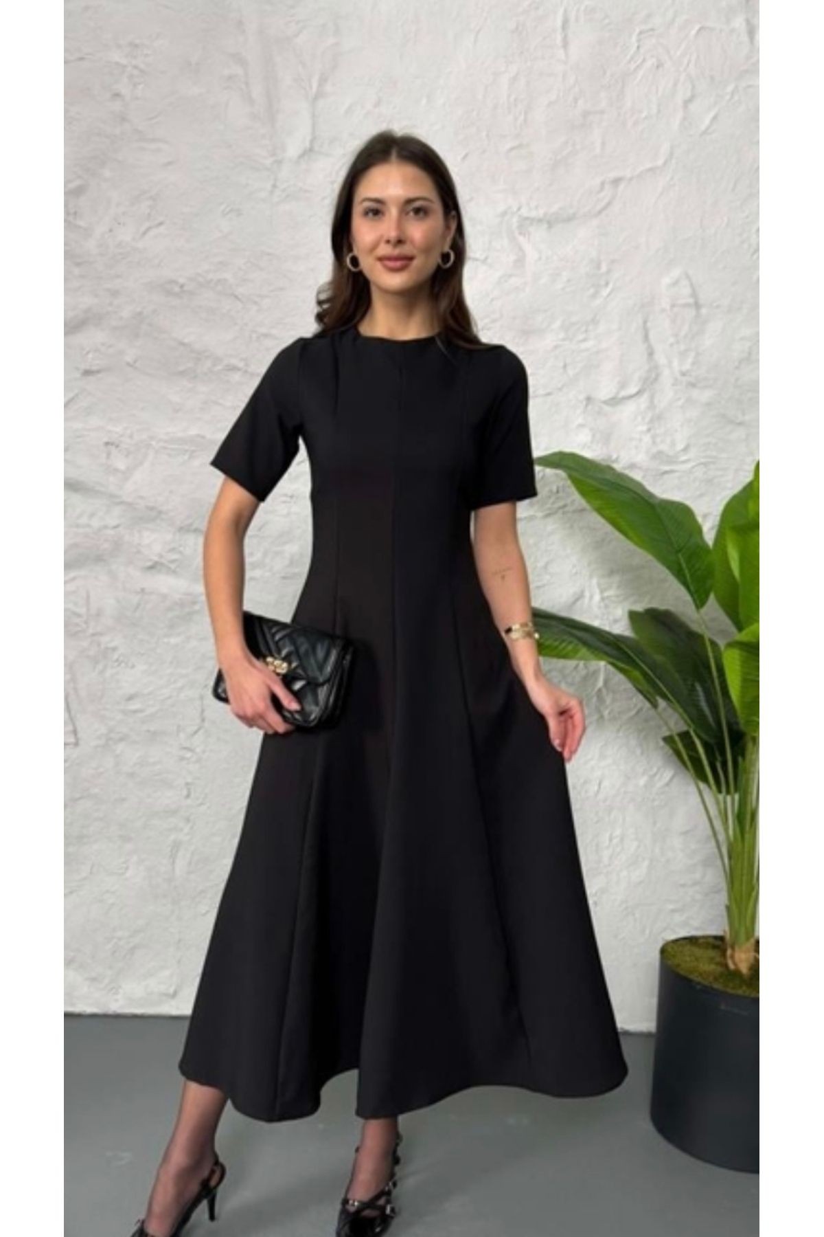 Siyah Balık model elbise