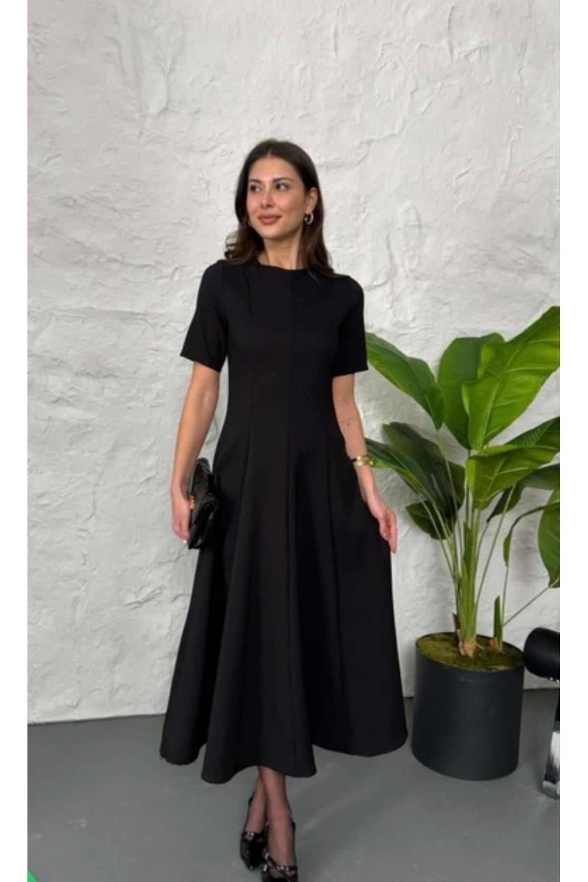 Siyah Balık model elbise