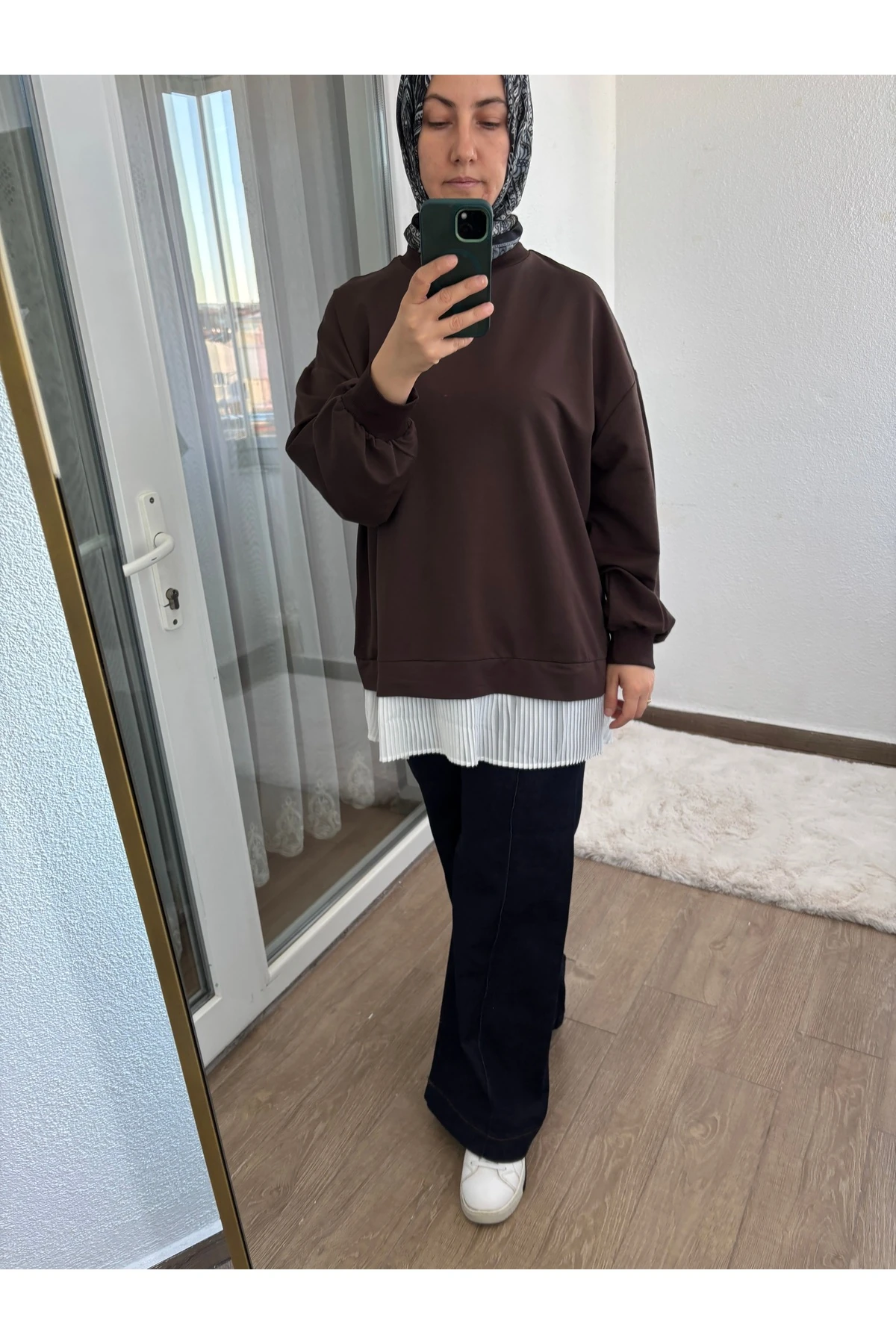 Emsabutik Kahverengi etek kısmı pile detaylı tunik