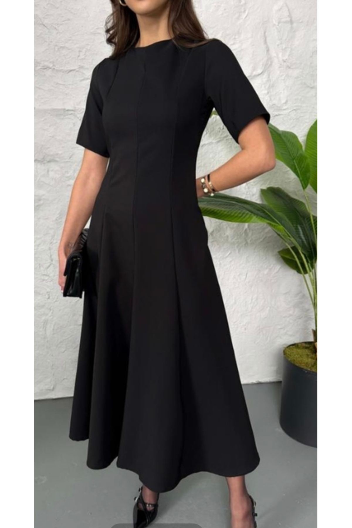 Siyah Balık model elbise