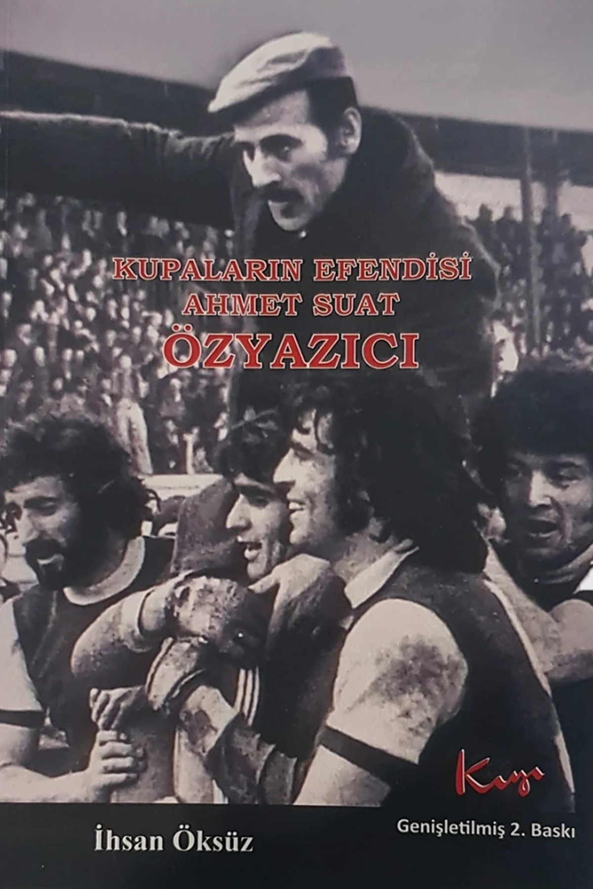 KİTAP KUPALARIN EFENDİSİ AHMET SUAT ÖZYAZICI