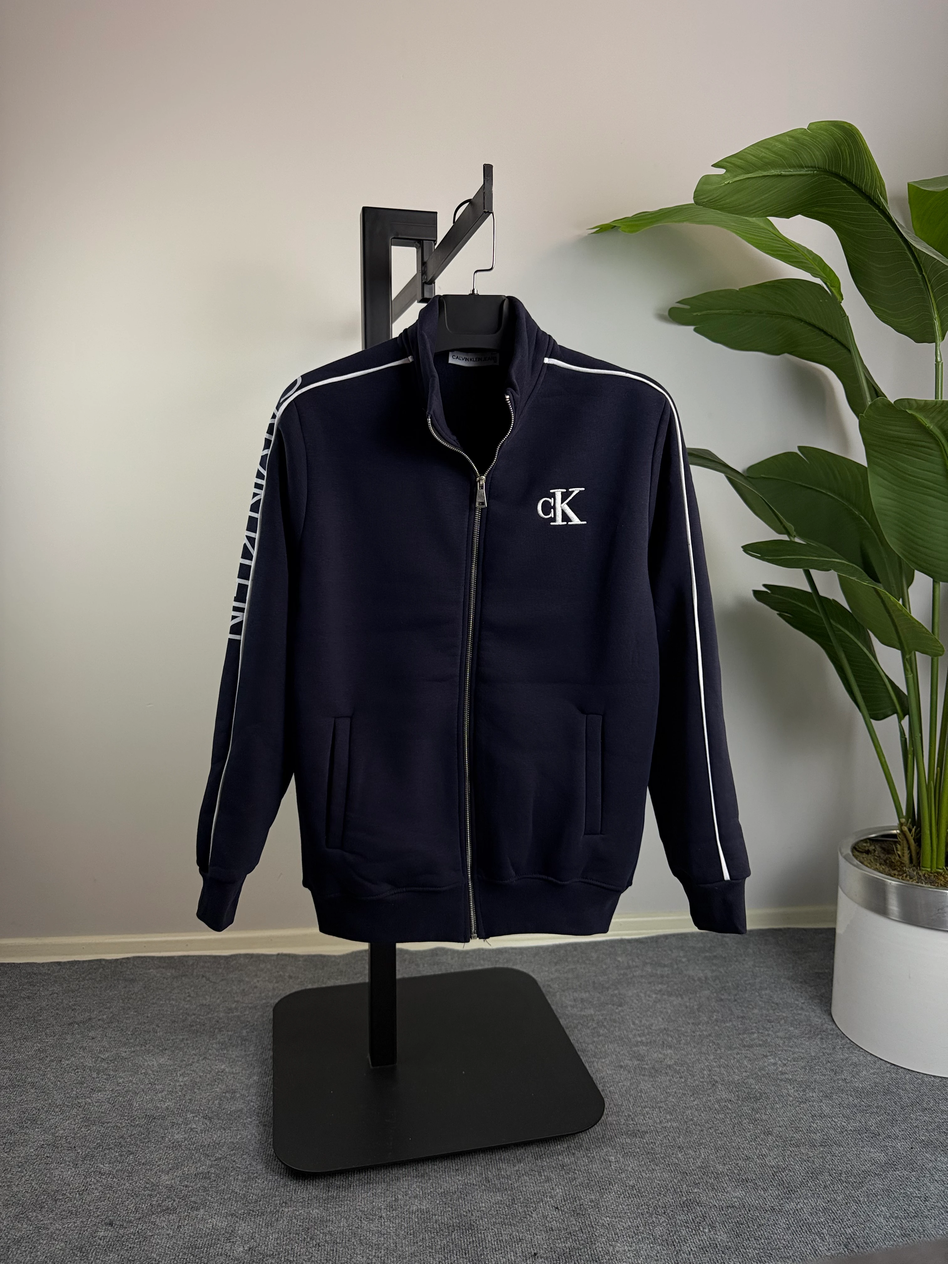 Lacivert Renk Üçiplik Şardonlu Tam Fermuarlı Erkek Hırka