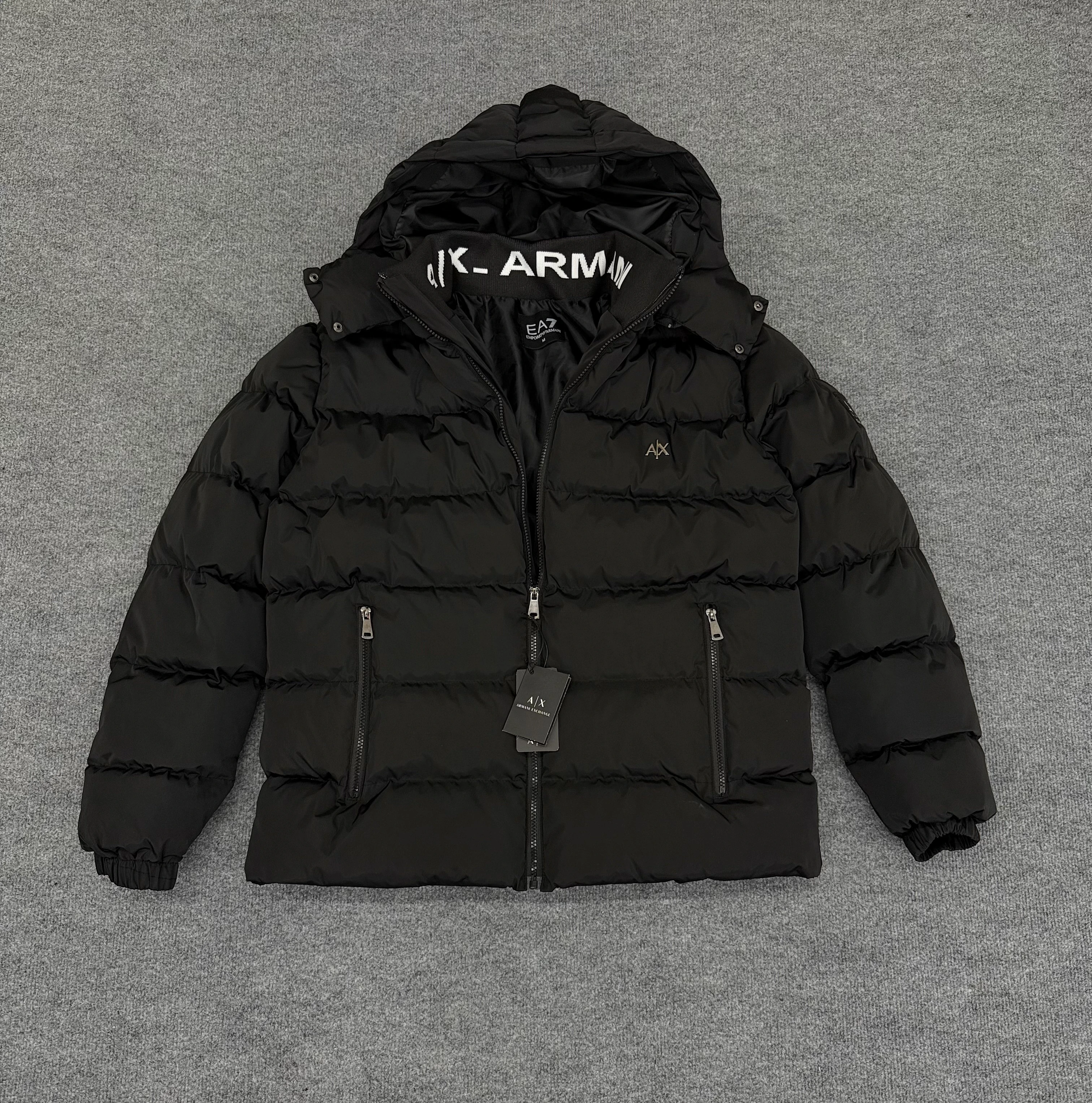 Şişme Mont Metal Aksesuarlı Ense Baskı Detay Premium