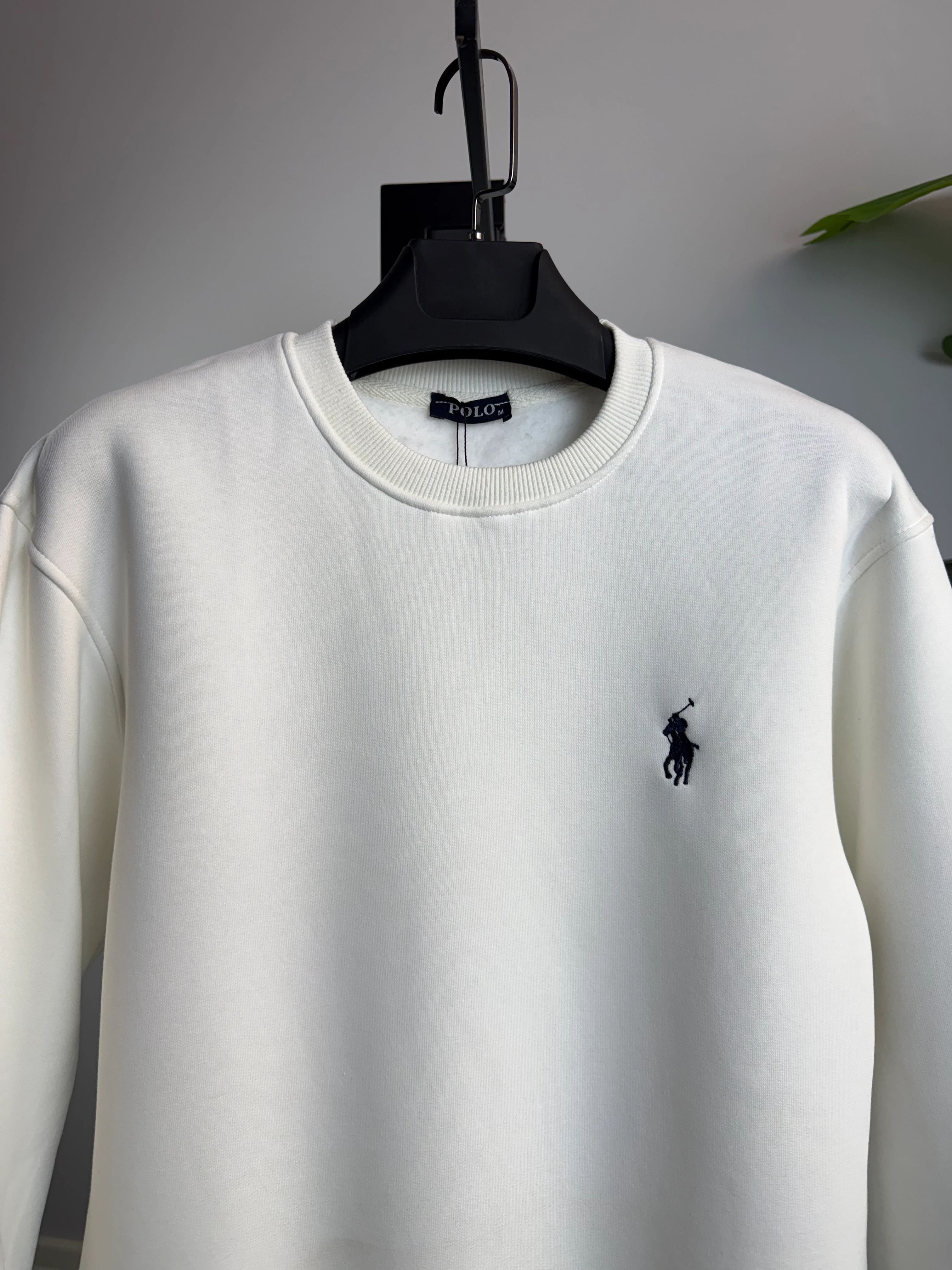 PL Nakışlı Beyaz Üçiplik Şardonlu Erkek Sweat