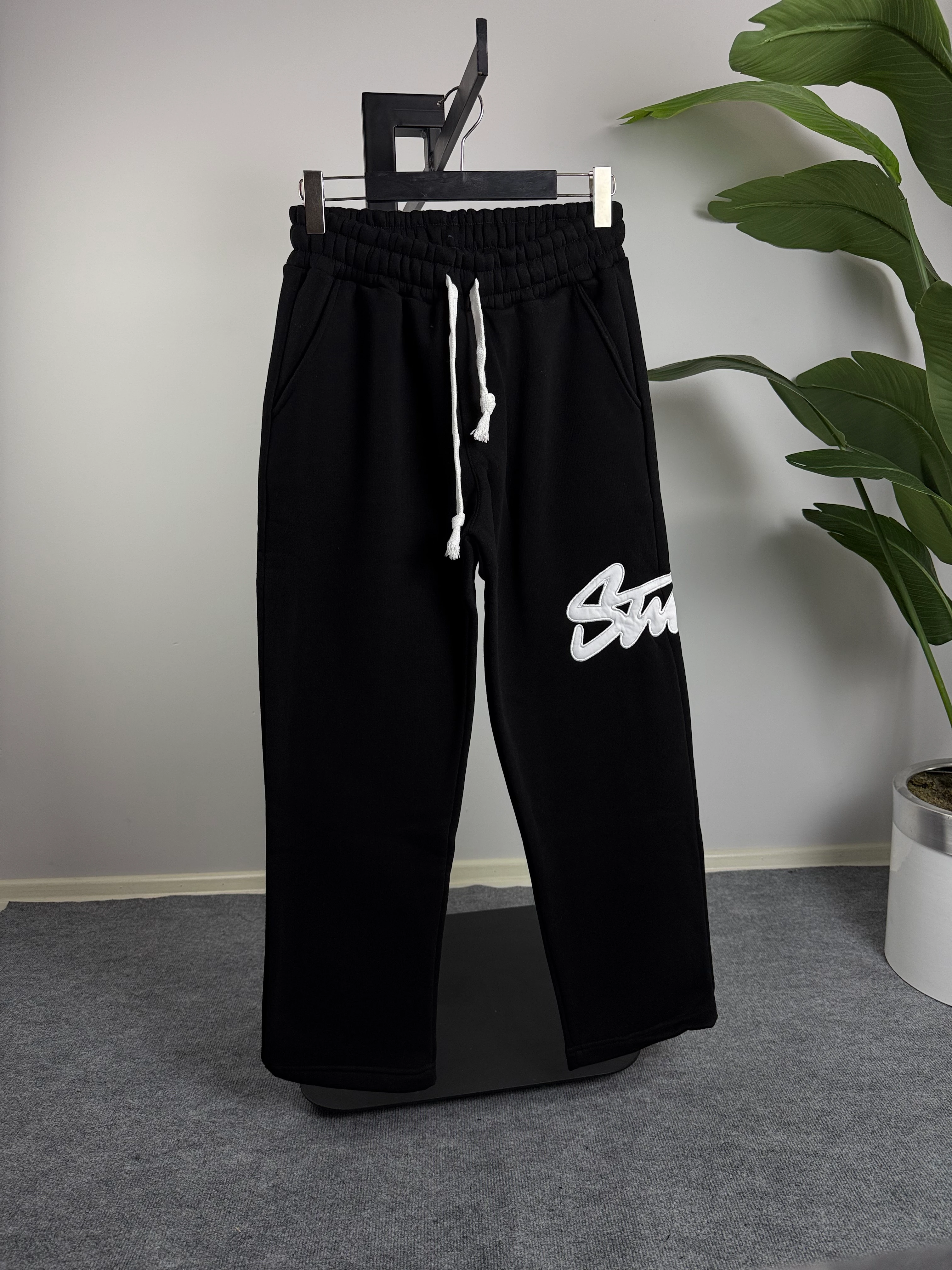 Baggy Eşofman Nakış İşleme Üçiplik Şardonlu Siyah