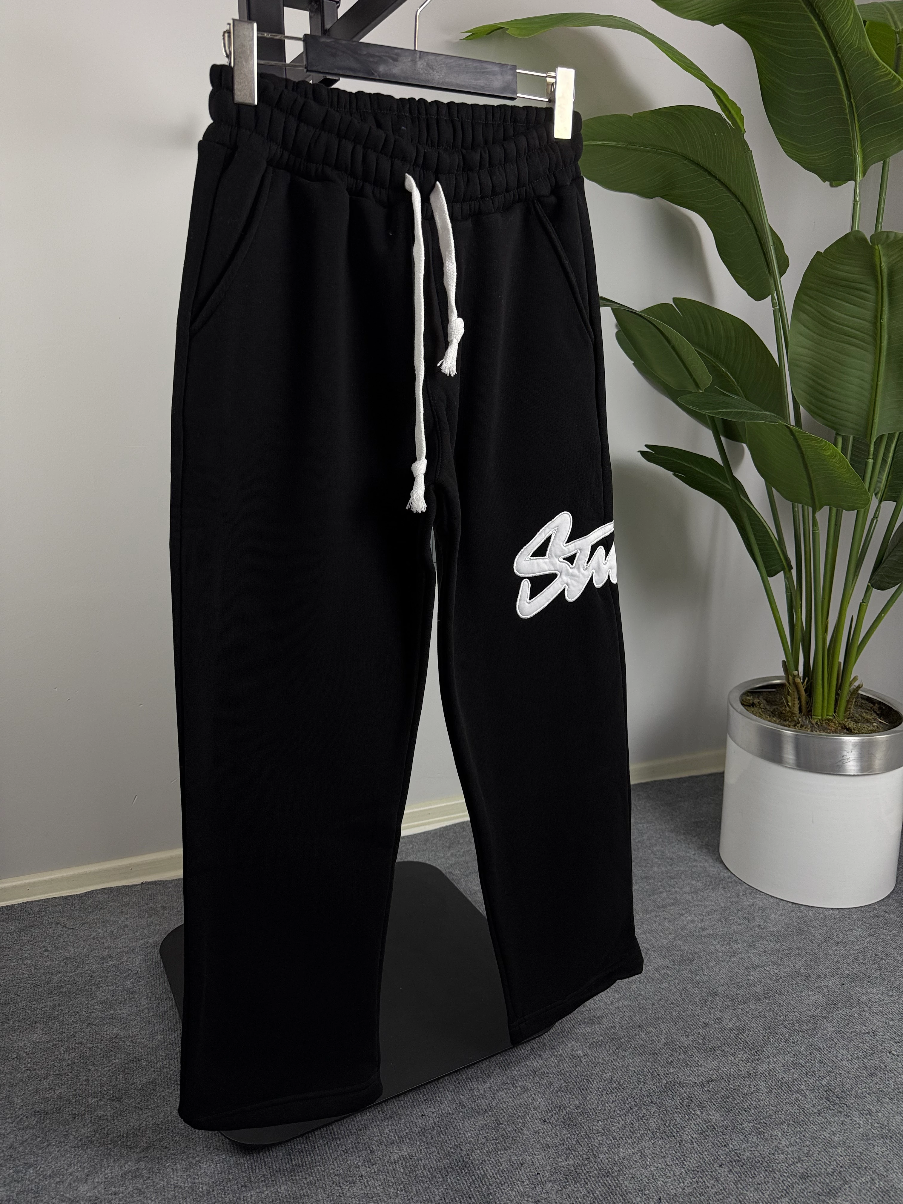 Baggy Eşofman Nakış İşleme Üçiplik Şardonlu Siyah