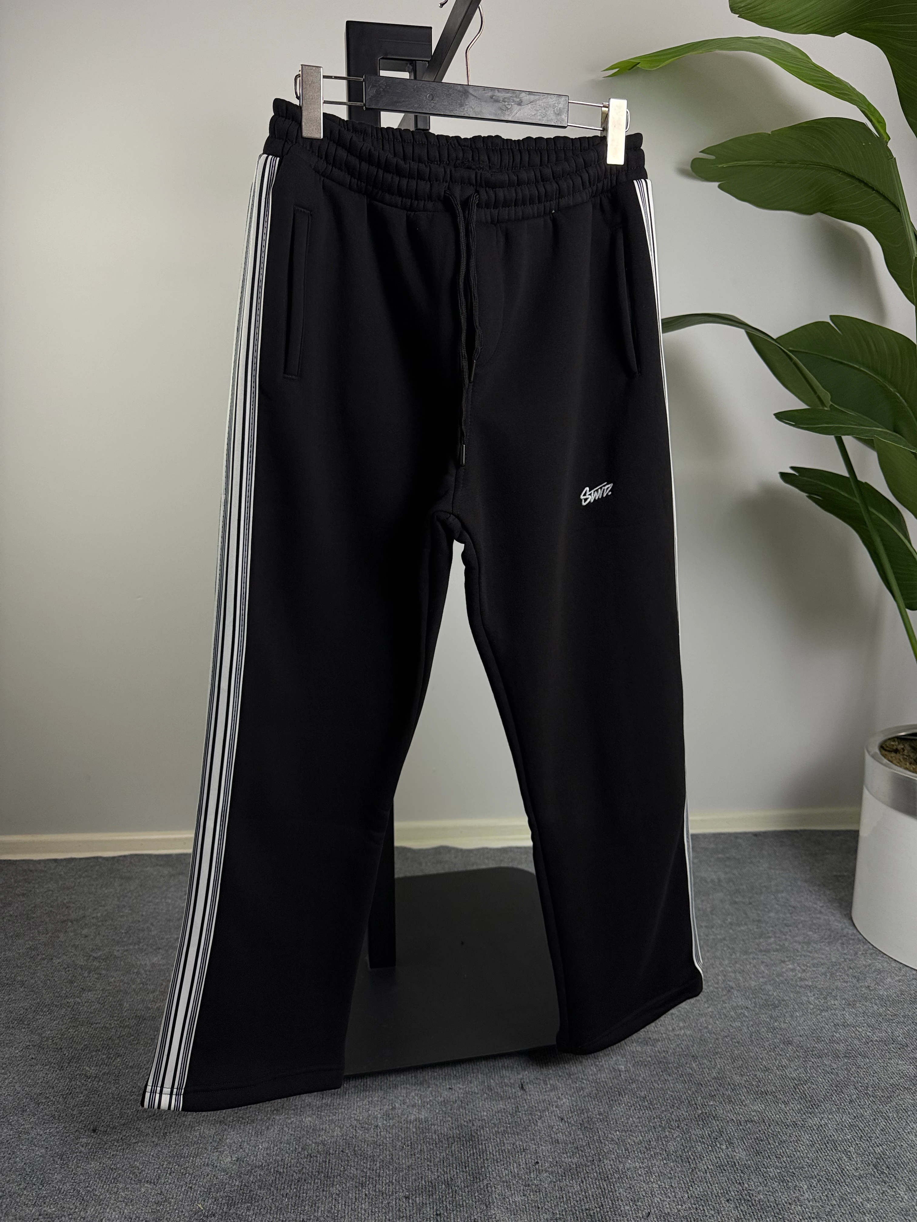 Baggy Eşofman Yanları Şeritli Üçiplik Şardonlu