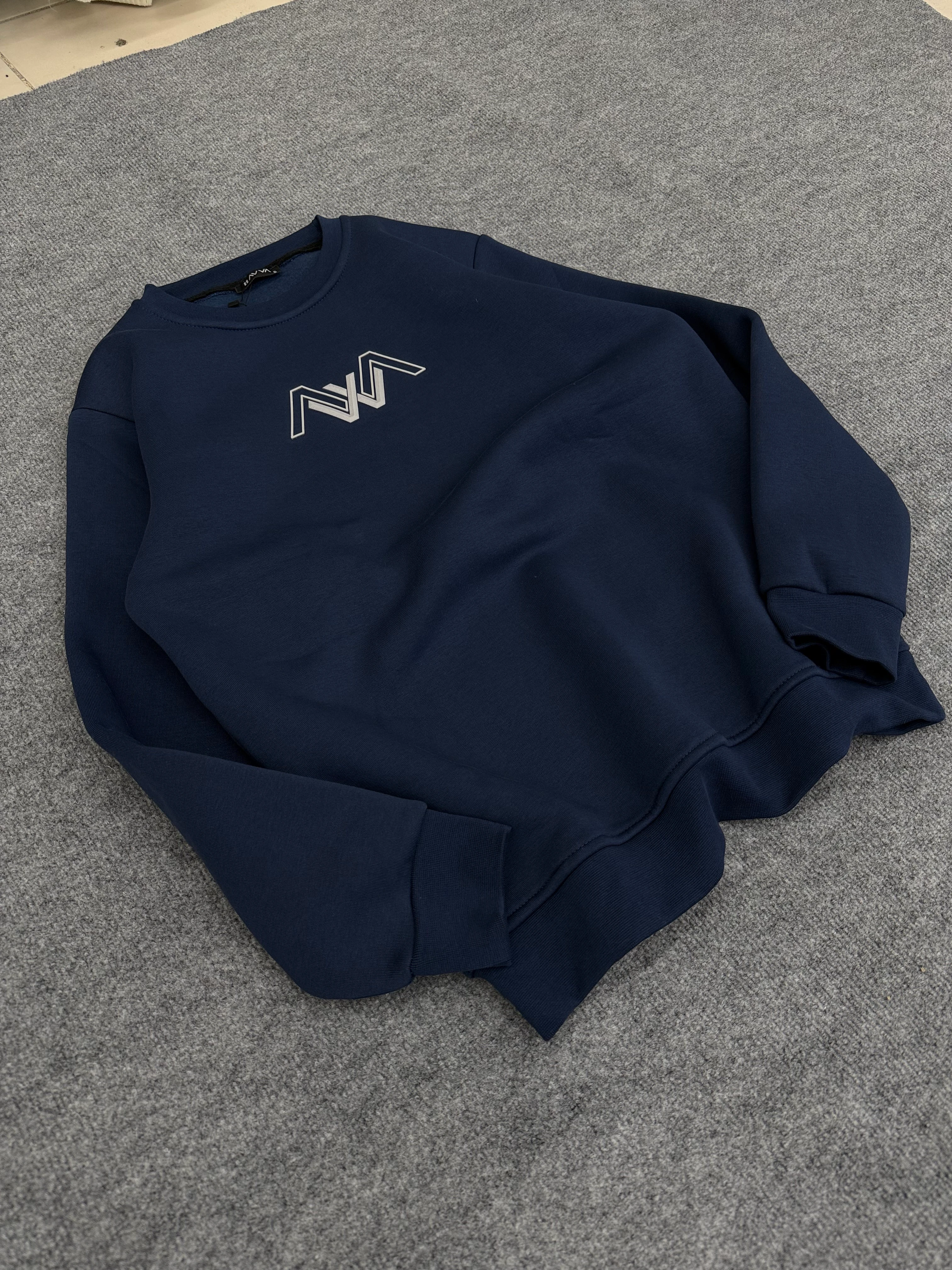 V Kabartma Enjeksiyon Baskı Üçiplik Şardonlu Erkek Sweat