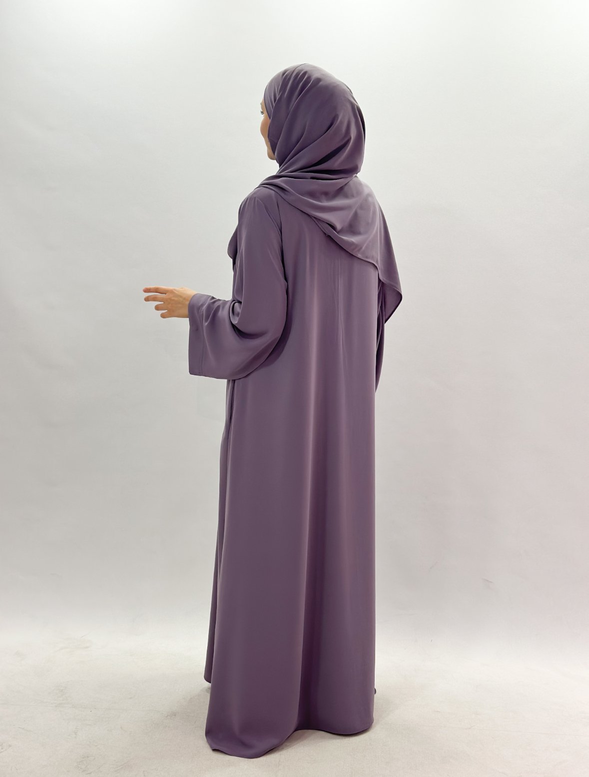 Meva Abaya Lila