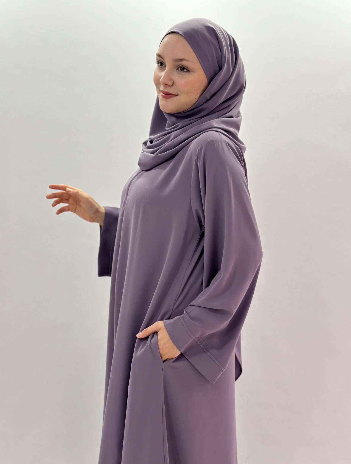 Meva Abaya Lila