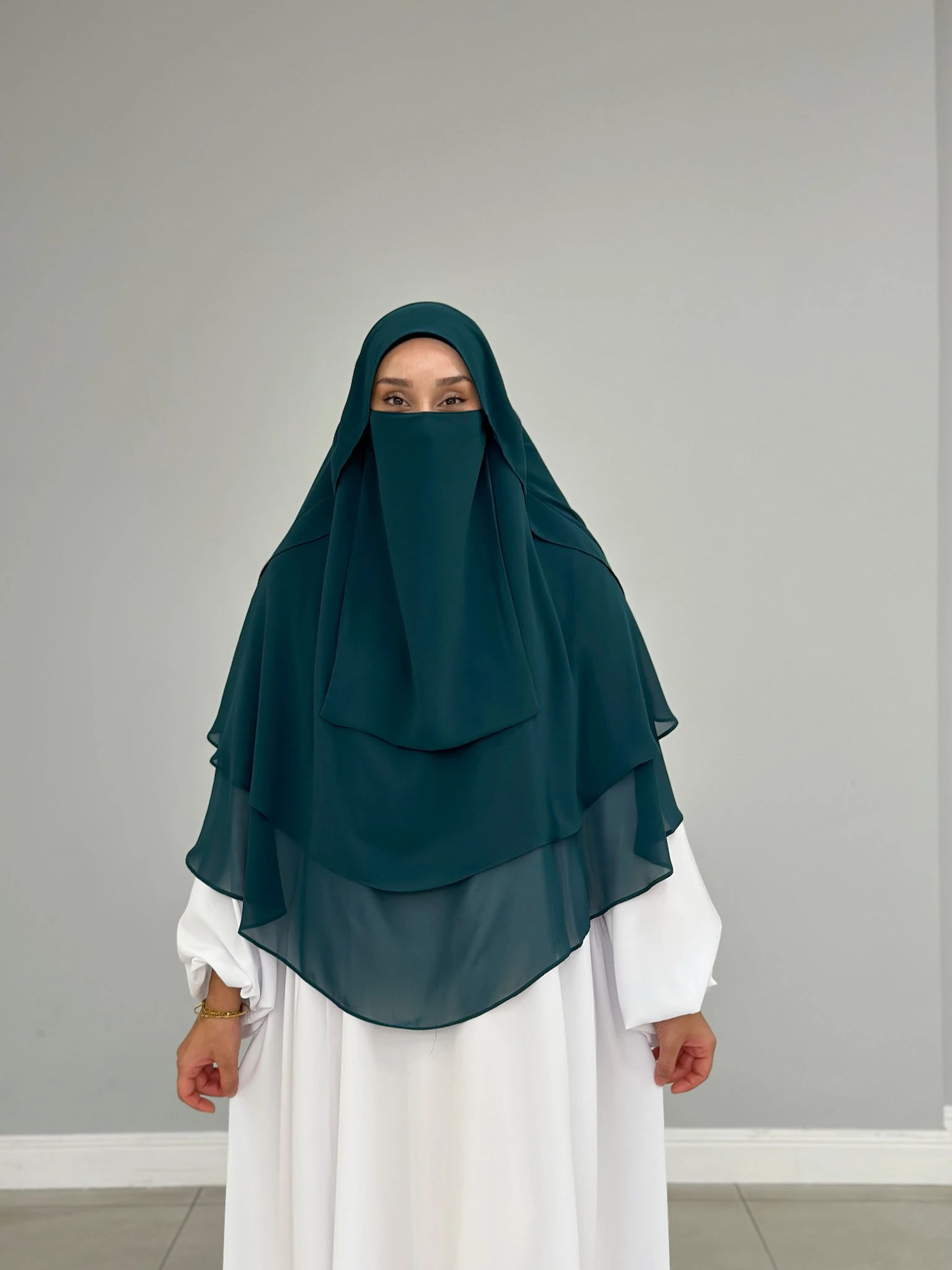 GÖLGELİ ŞİFON SUFLE ORTA ZÜMRÜT YEŞİLİ