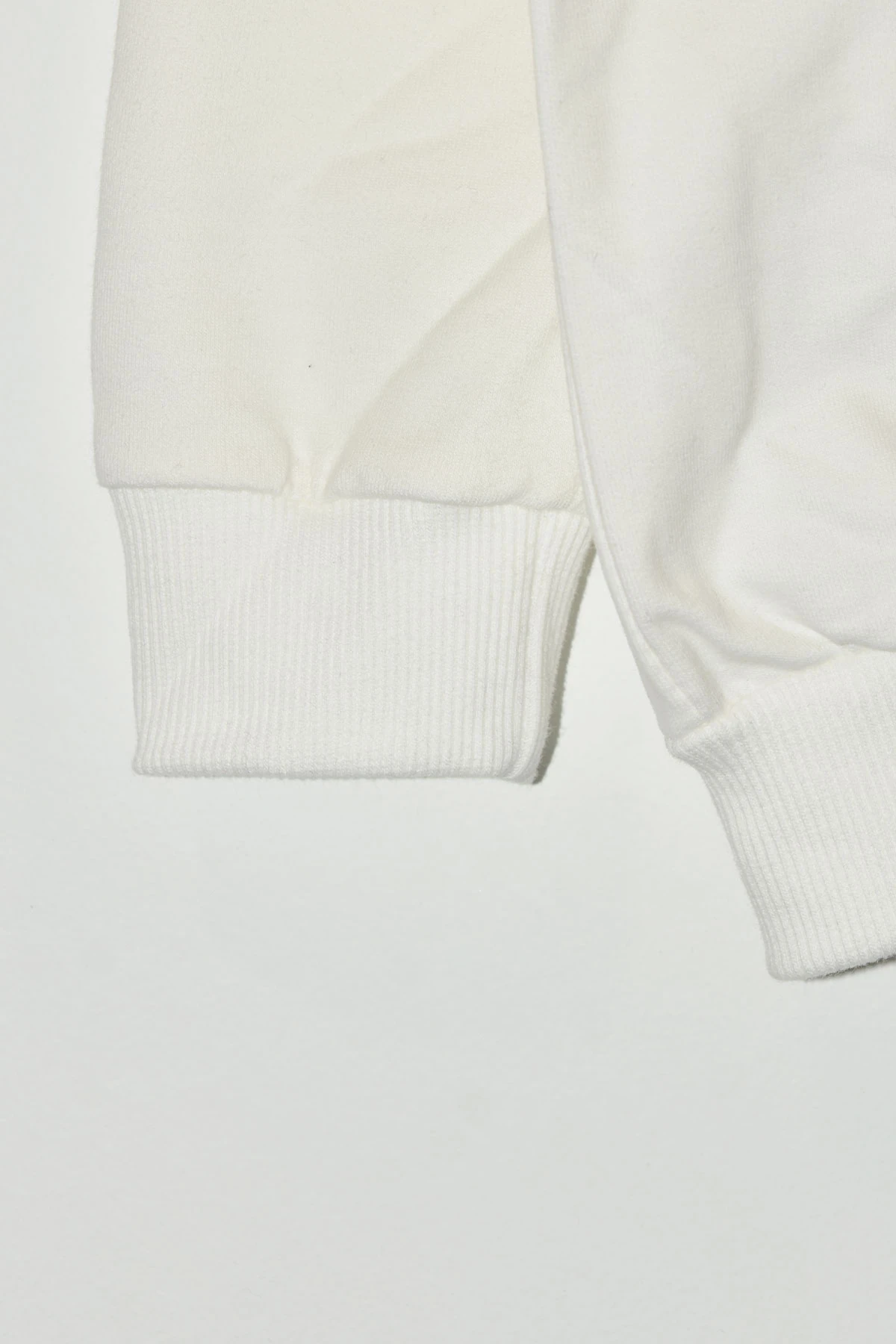 Kız Çocuk %100 Pamuk Kalp Desenli Bisiklet Yaka Trend Sweatshirt - 1022S - Beyaz