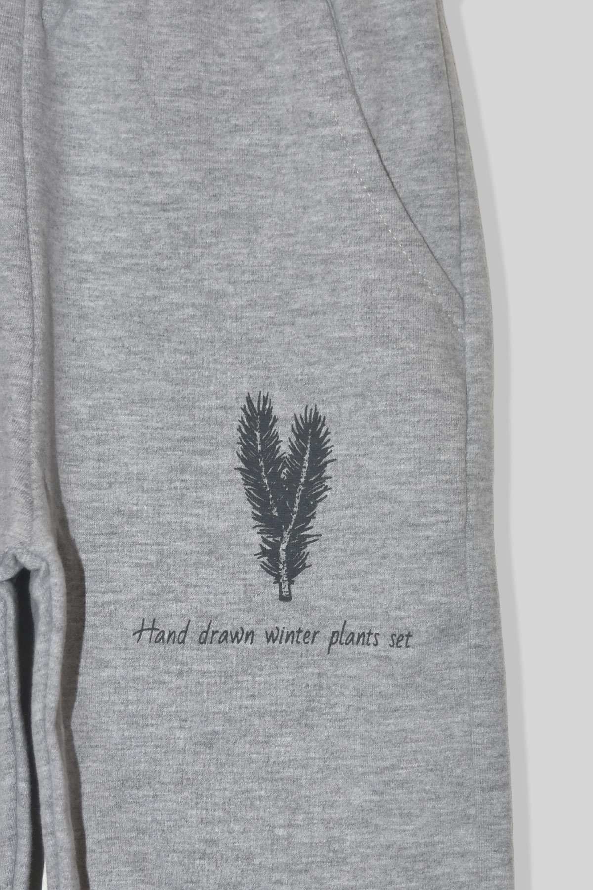 Erkek Çocuk %100 Organik Pamuk Bitki Baskılı Yumuşacık Trend Eşofman Takımı - 1008 - Gri