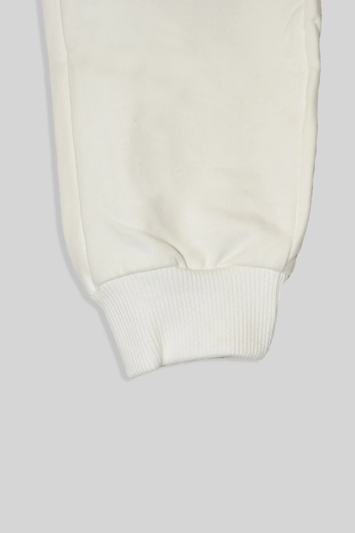 Kız Çocuk %100 Organik Pamuk Bitki Baskılı Yumuşacık Trend Eşofman Takımı - 1008 - Ekru