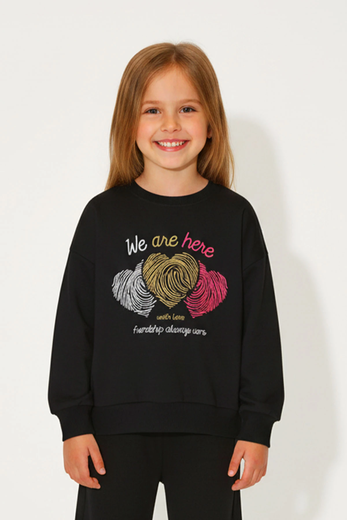 Kız Çocuk %100 Pamuk Kalp Desenli Bisiklet Yaka Trend Sweatshirt - 1022S - Siyah