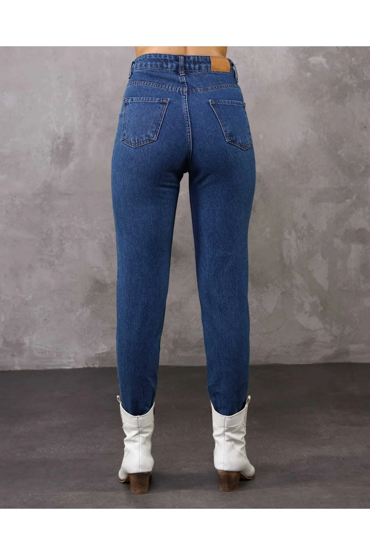 Mom Kot Pantolon