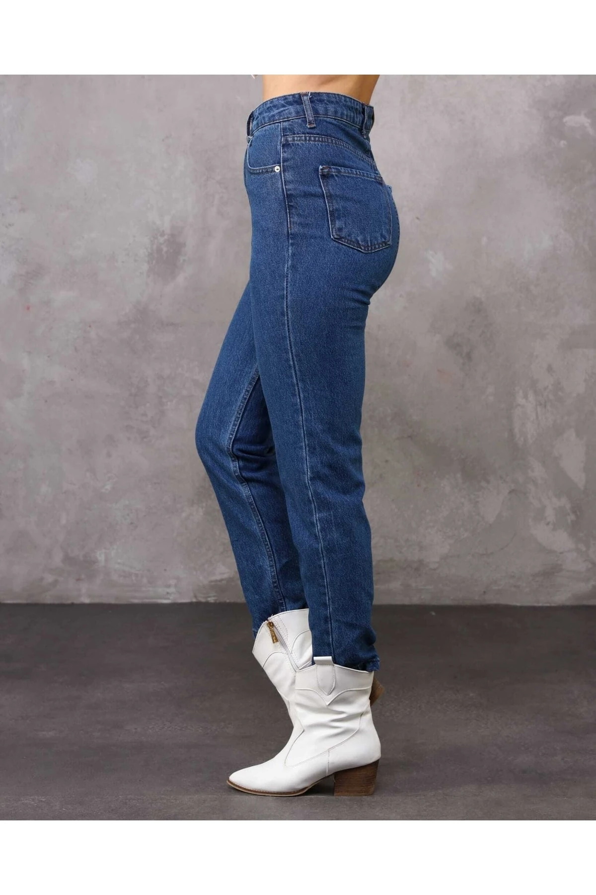 Mom Kot Pantolon