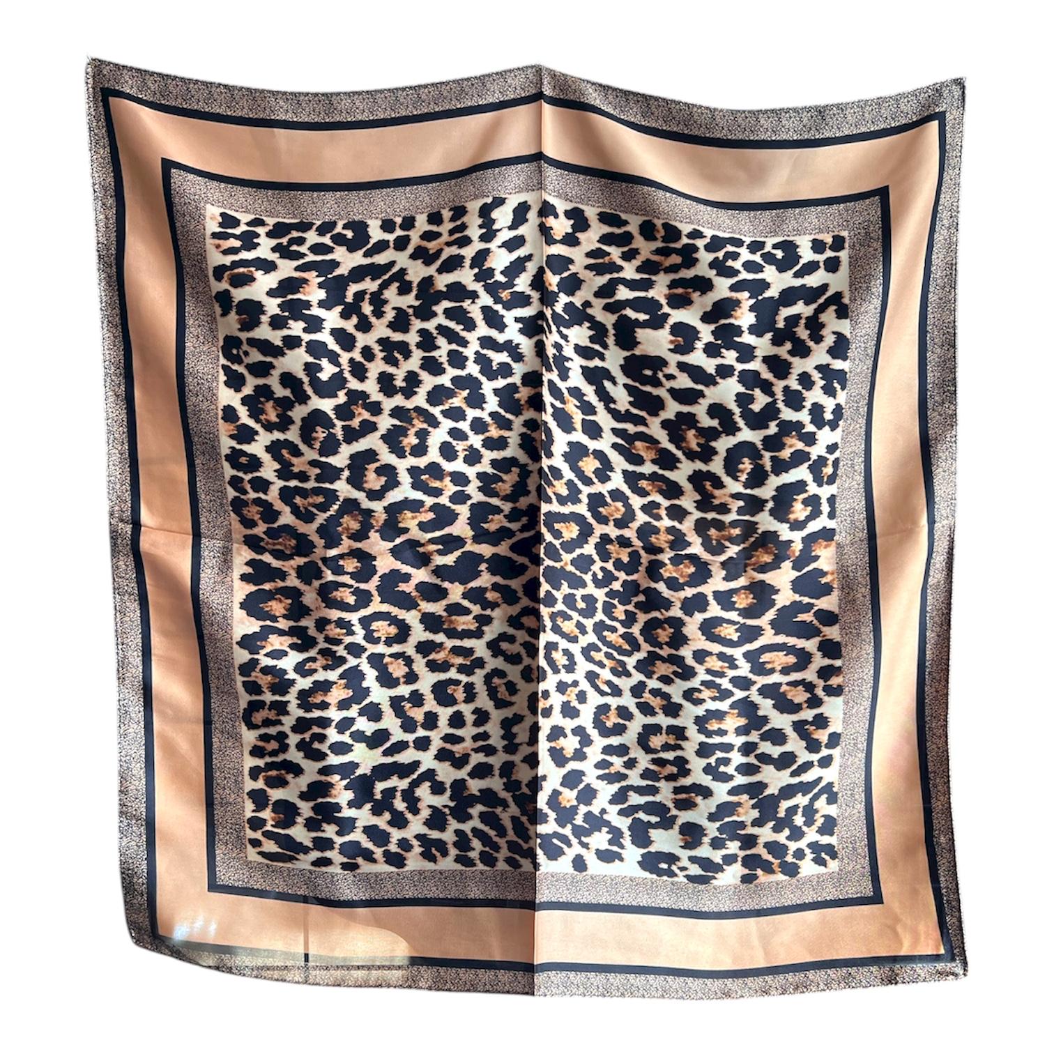 Leopar Desenli Eşarp - Şal - Fular