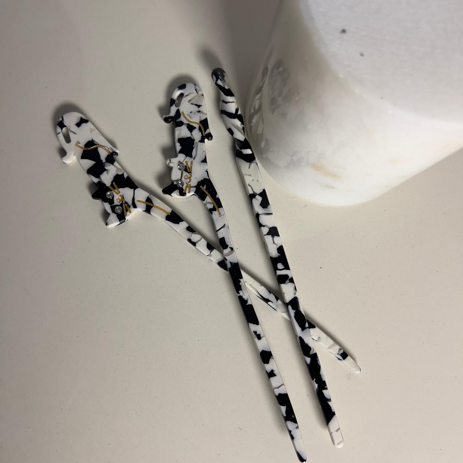 French Pin Hair Pin Pencil Style  - Kedili Siyah - Beyaz