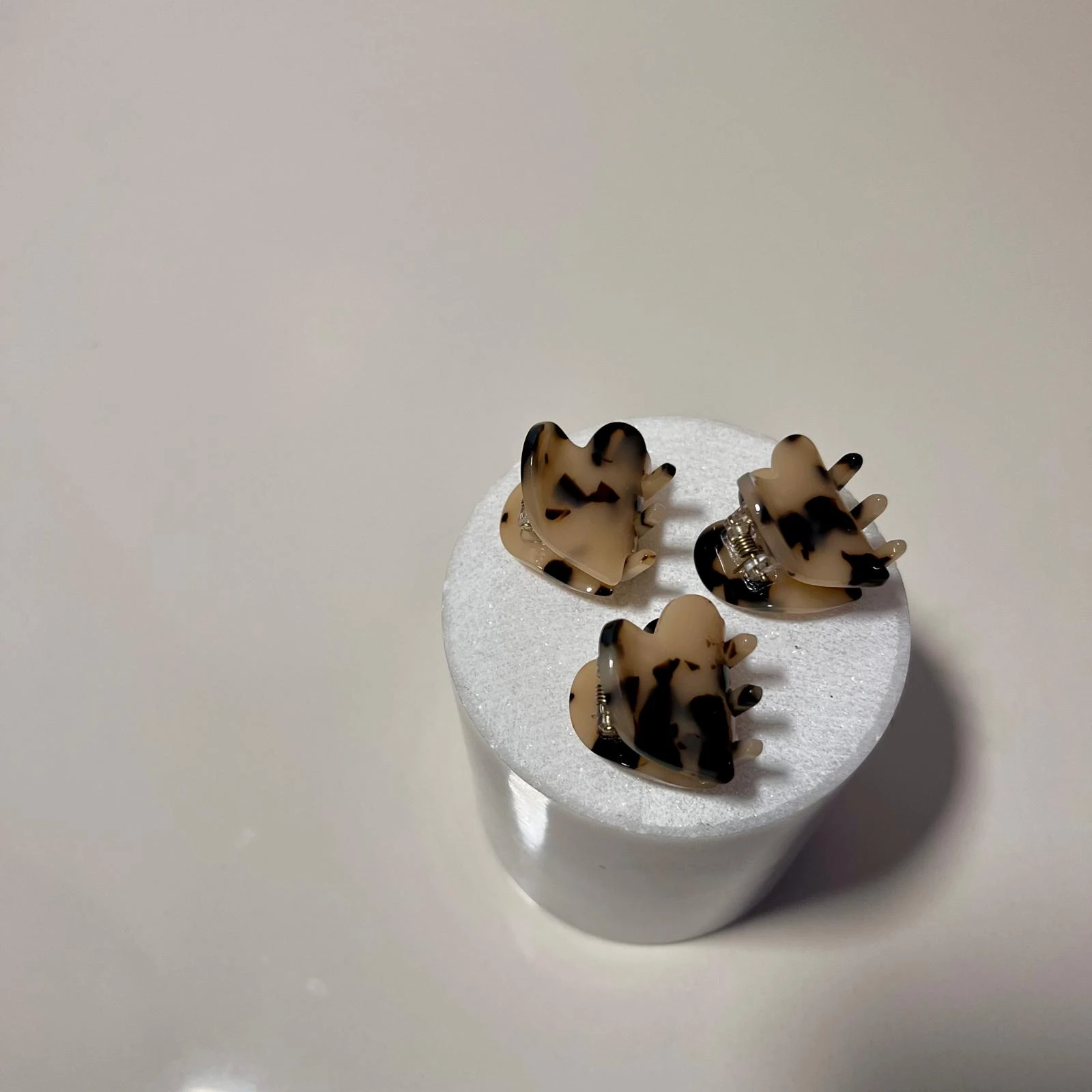 Heart M Hair Clips - Krem Leopar