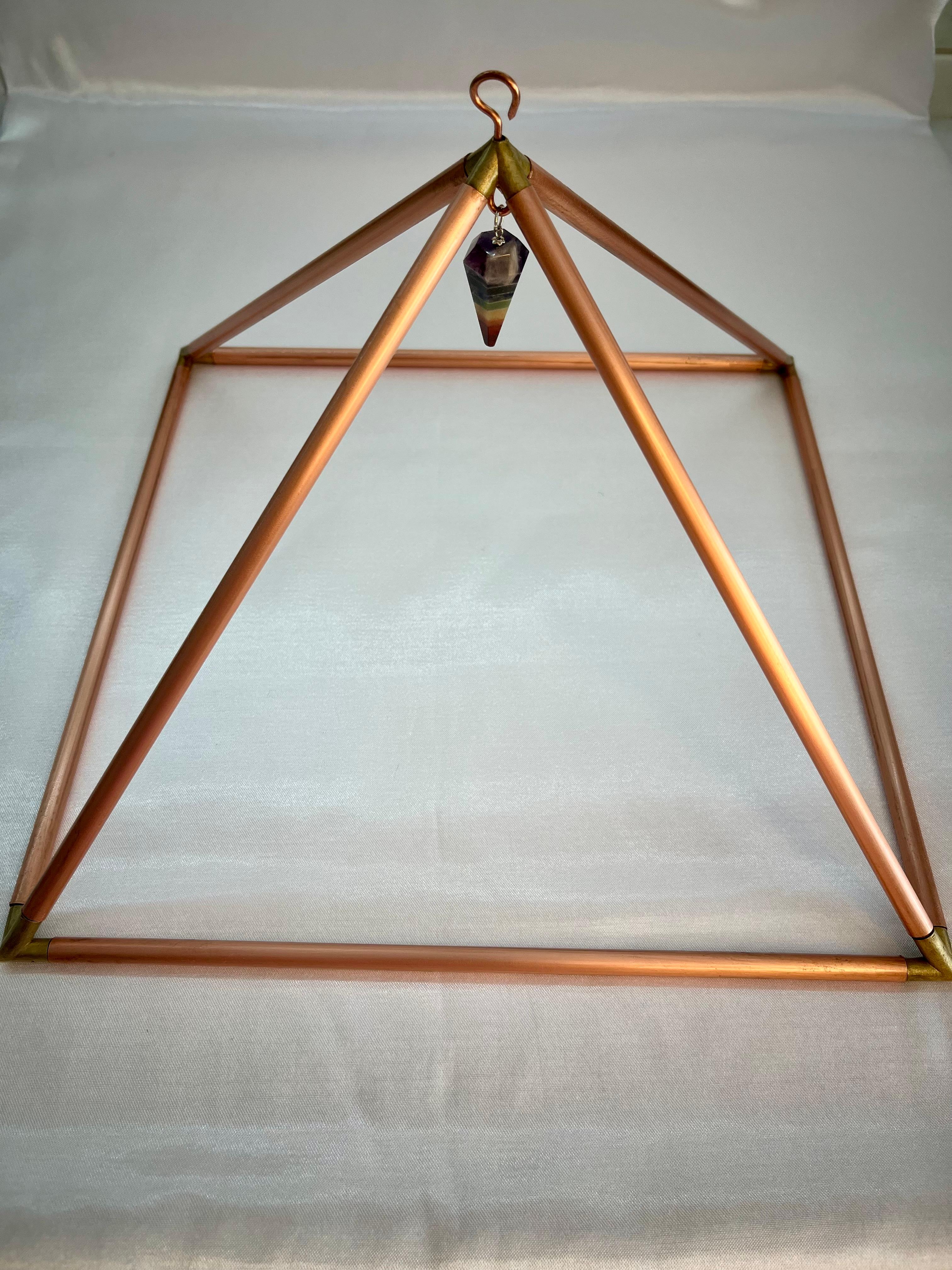 BAKIR PİRAMİT 150X150 cm