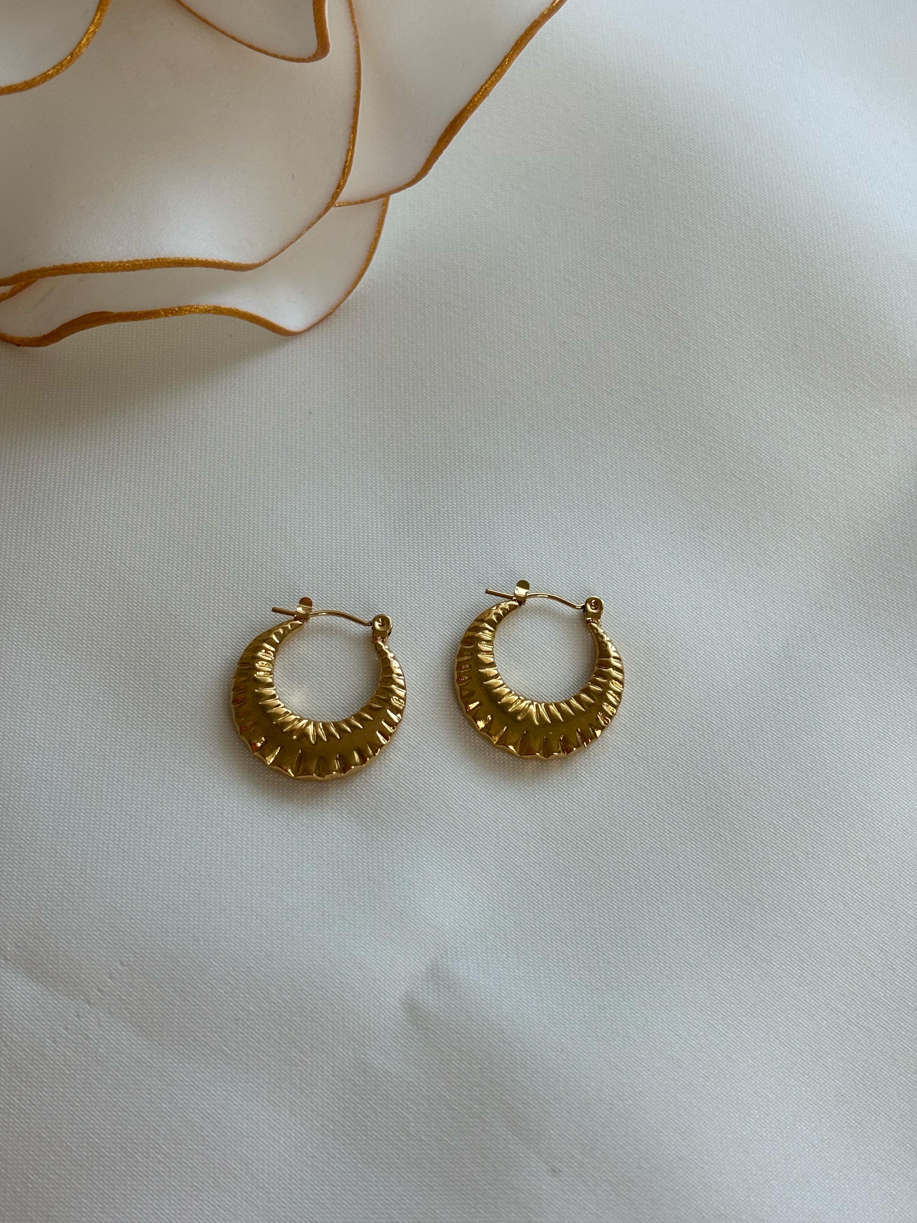 Vintage Gold Halka Küpe