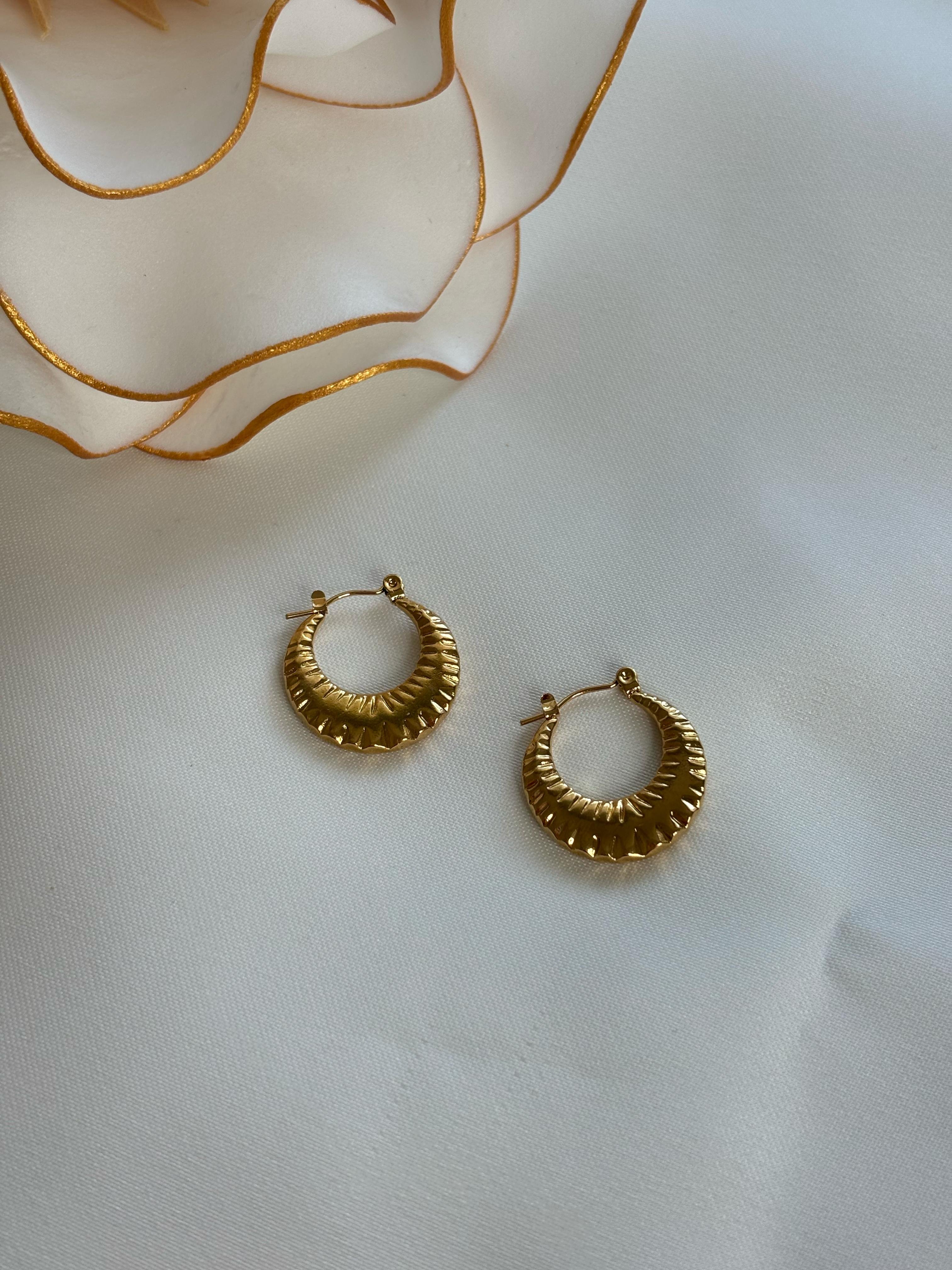 Vintage Gold Halka Küpe