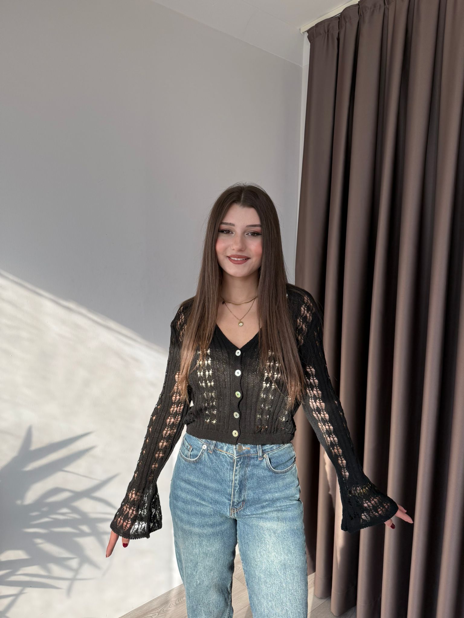 AJURLU V YAKA TRİKO HIRKA