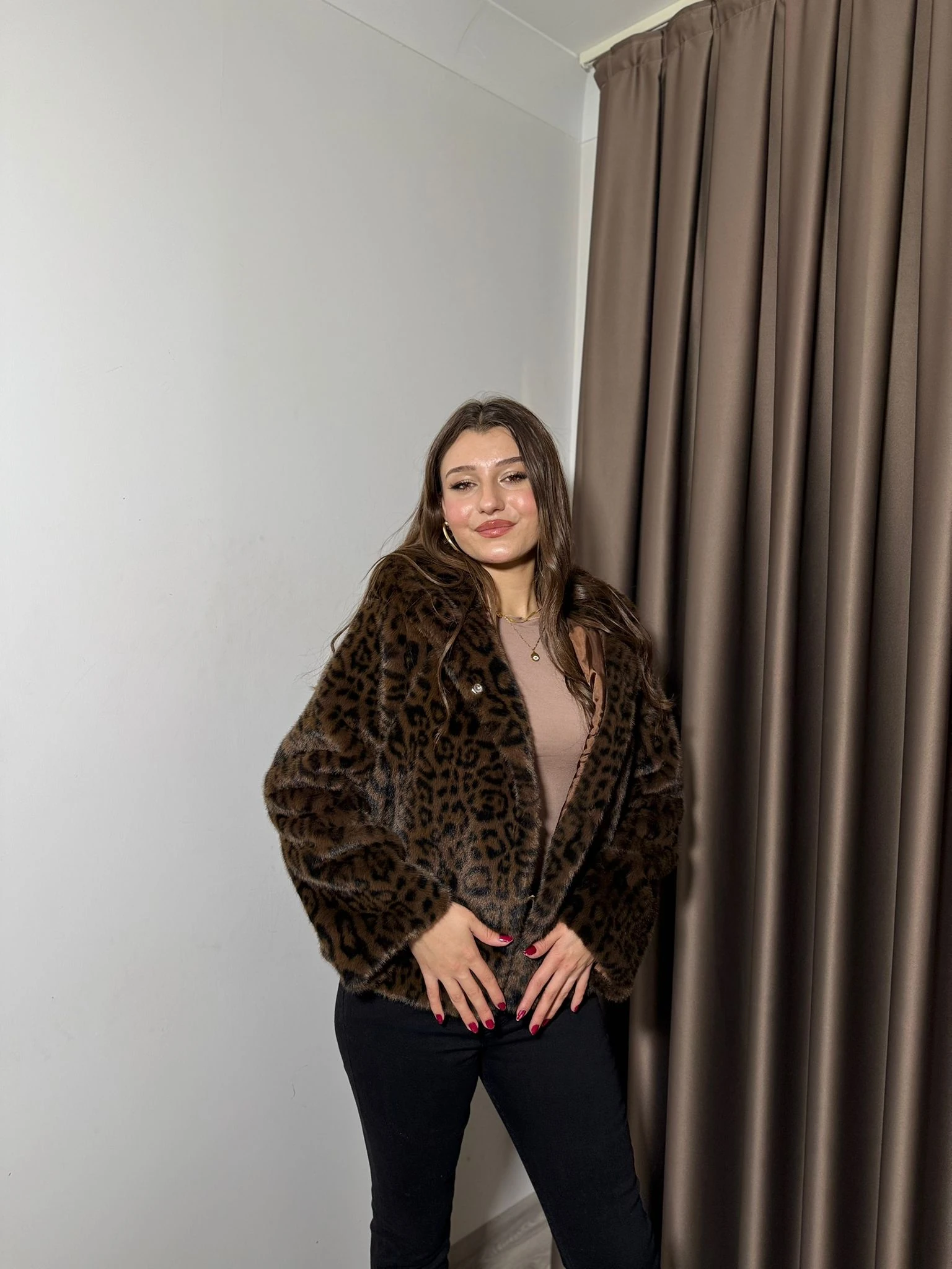 LEOPAR DESENLİ PREMİUM KÜRK