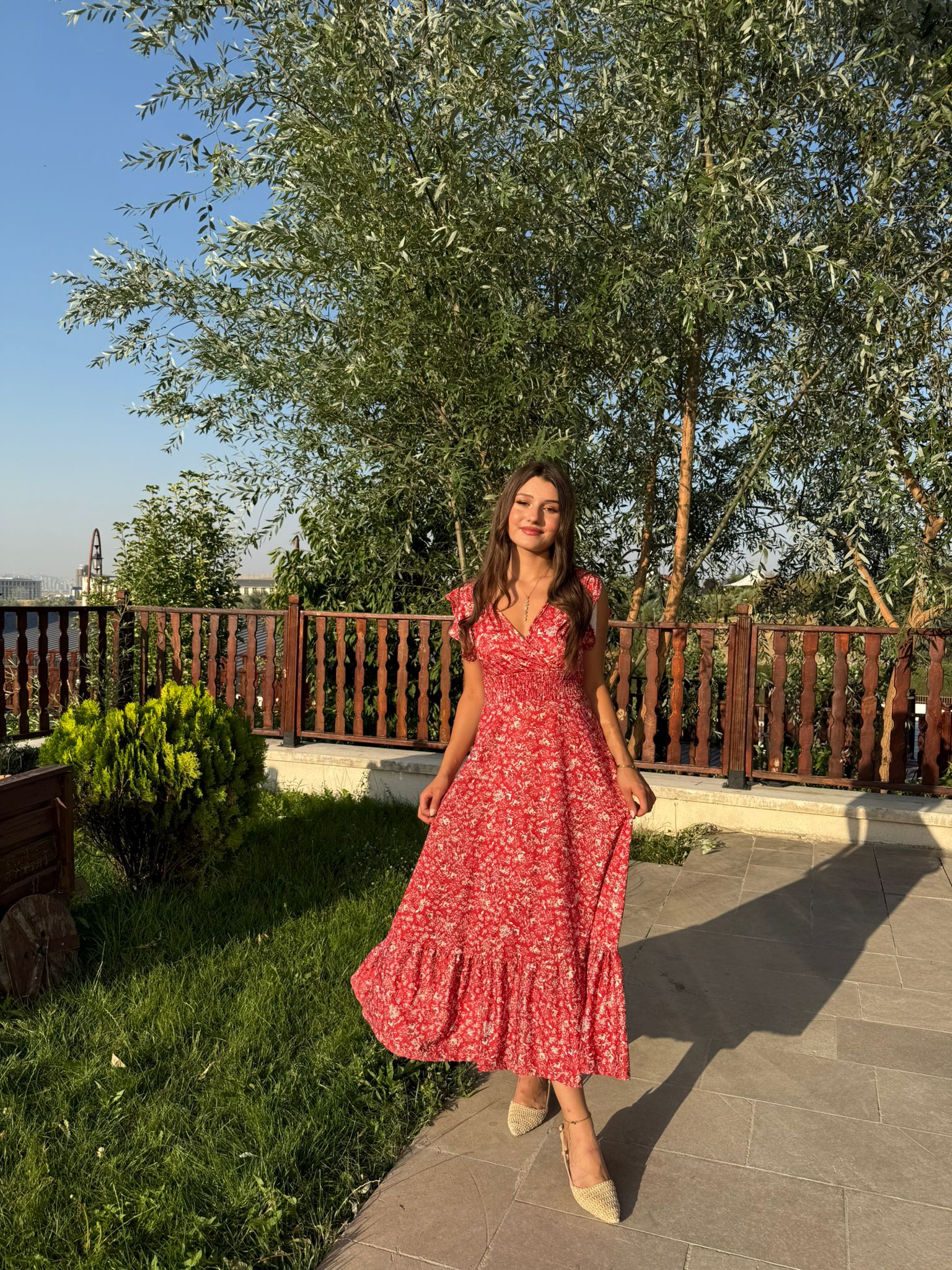 ÇİÇEK DESENLİ MİDİ ELBİSE - Kırmızı