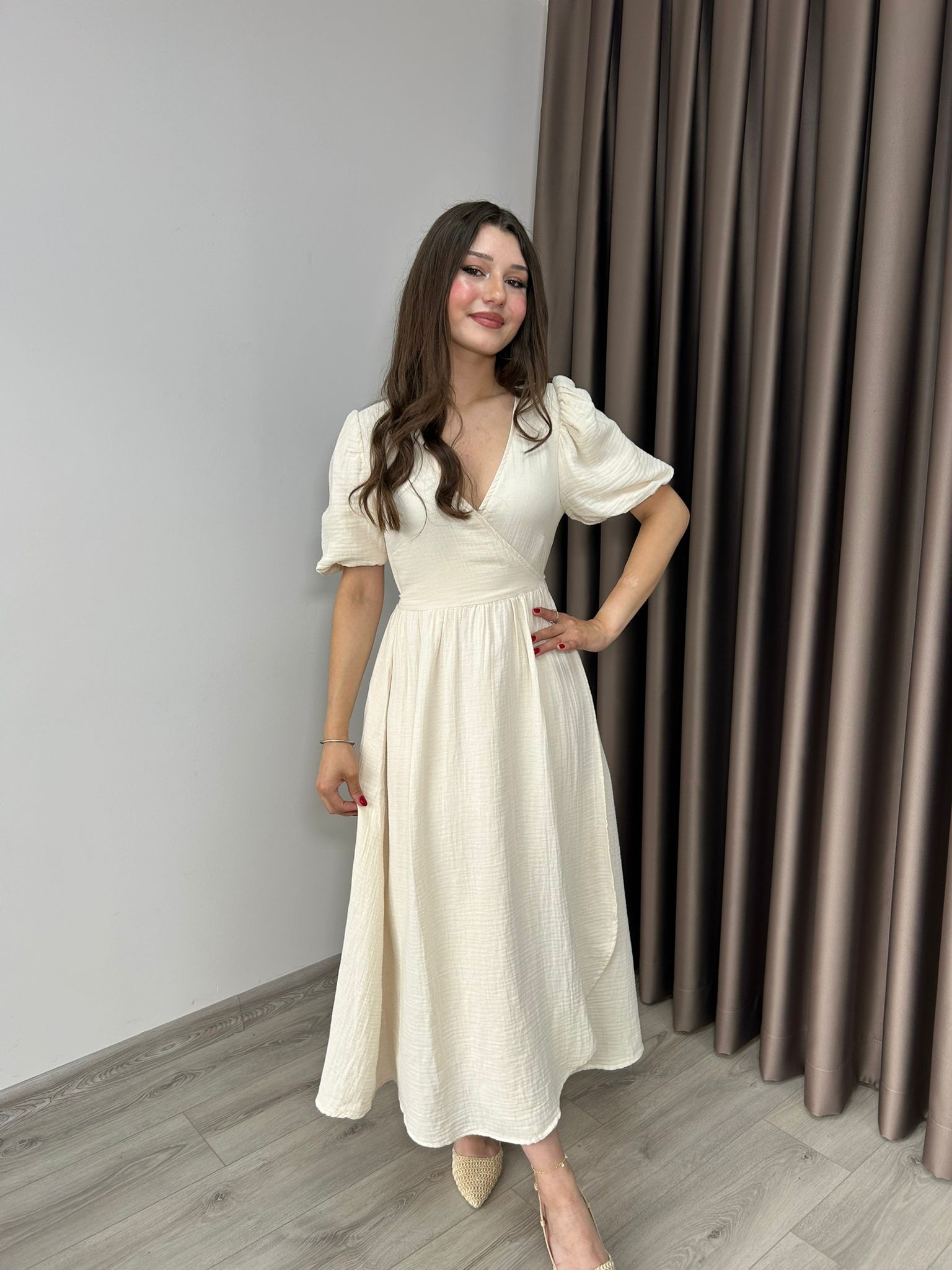 Önden Kapamalı Müslin Elbise