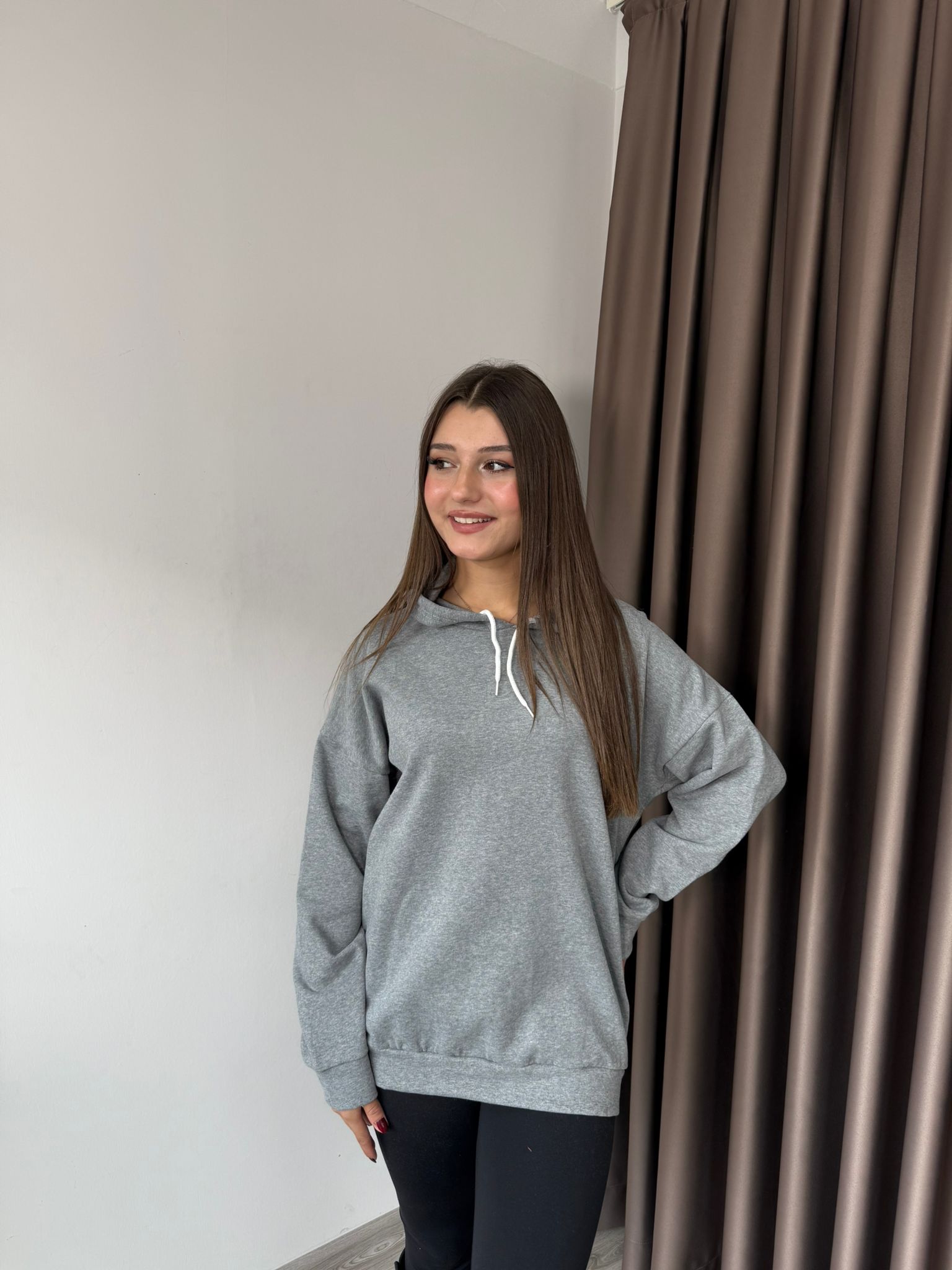 KAPİŞONLU SWEATSHİRT