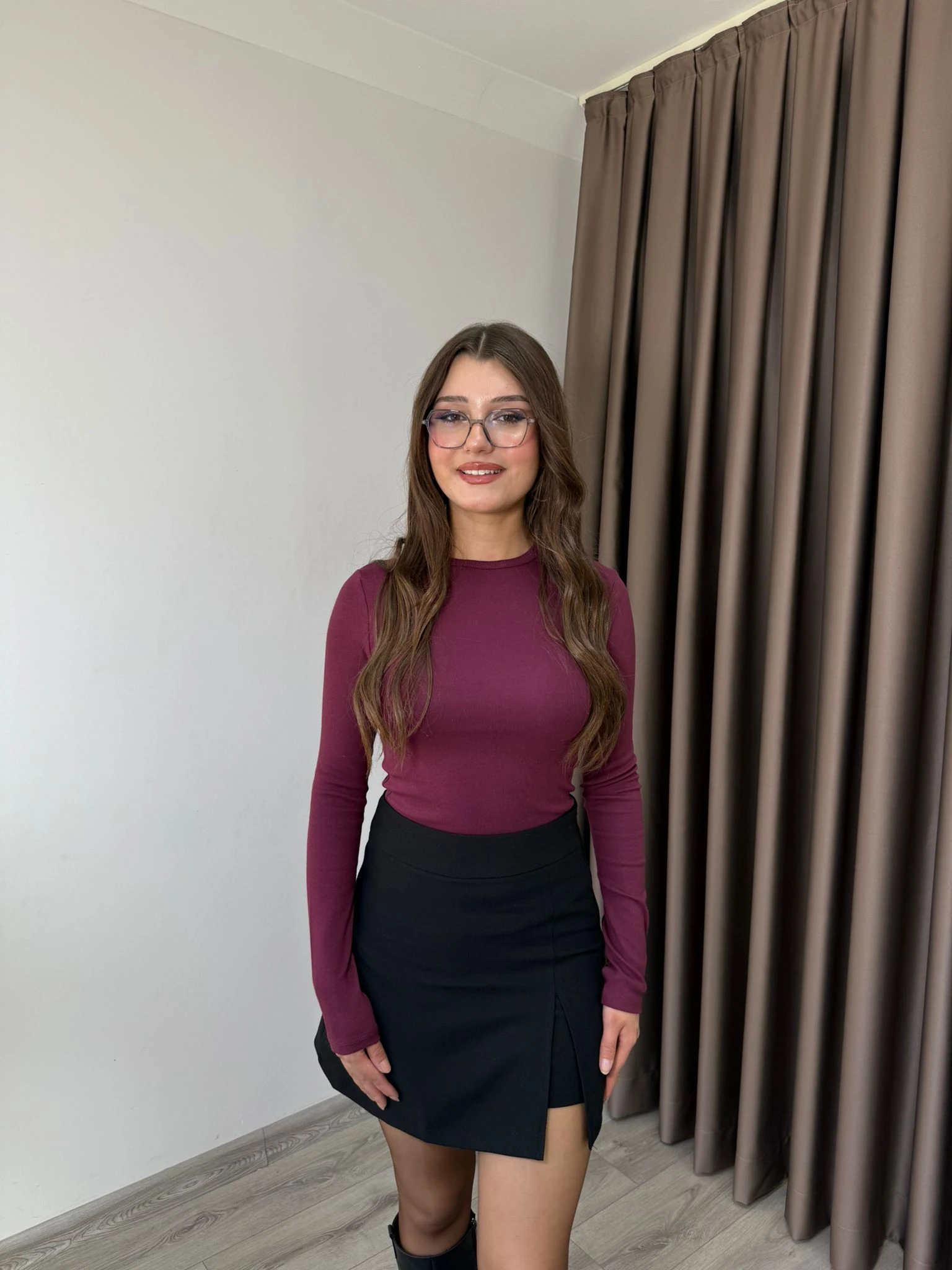 PARMAK GEÇİRMELİ BADİ