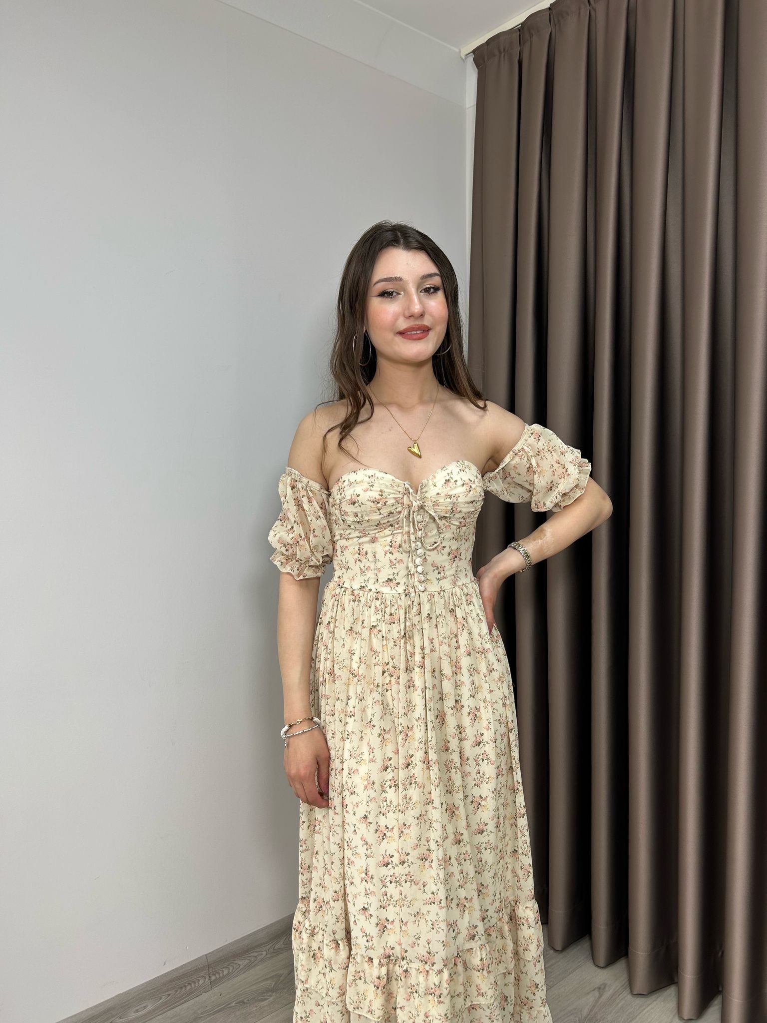 Çiçek Desenli Şifon Elbise