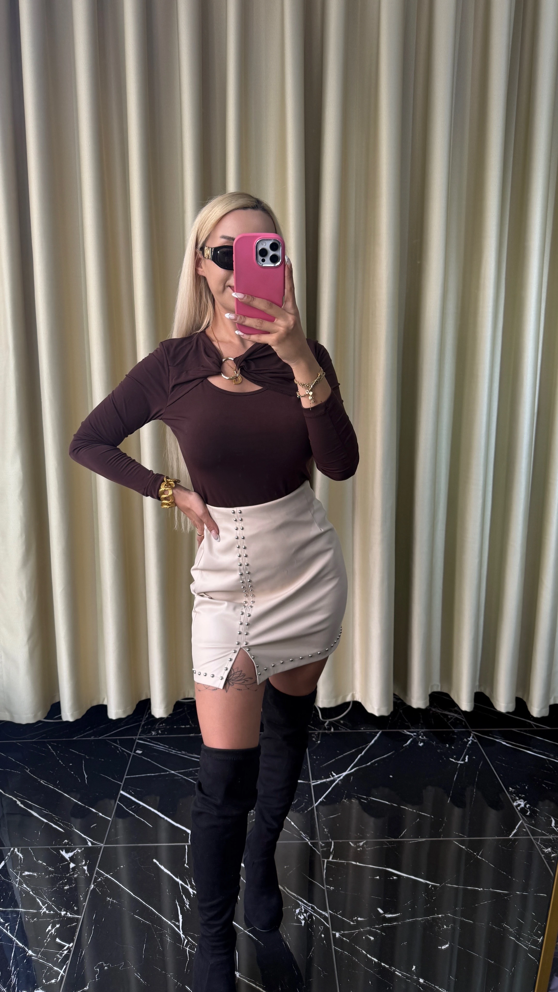 KREM ZIMBALI DERİ ETEK