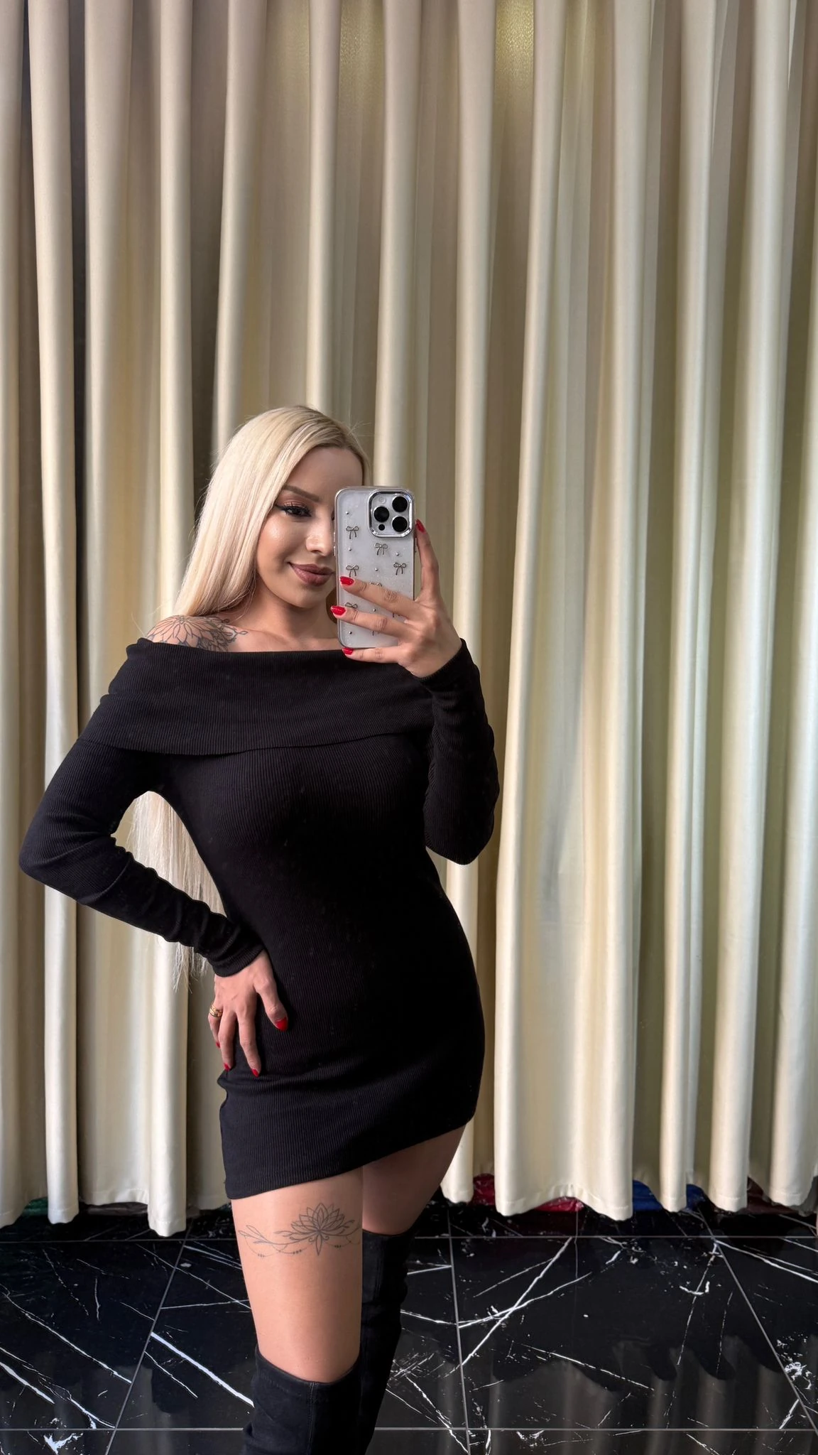 MADONNA YAKA MİNİ ELBİSE