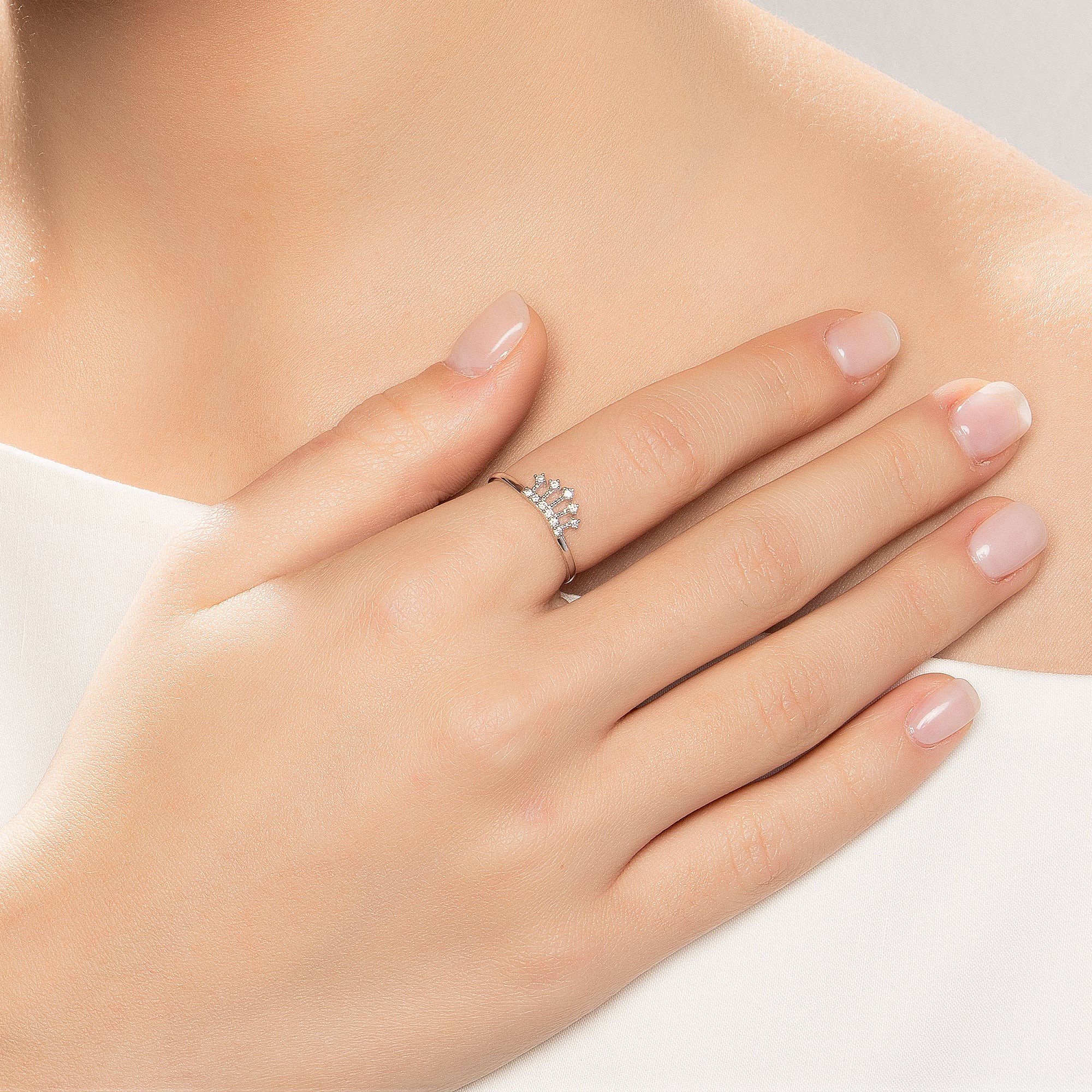 0.08 ct Kraliçe Tacı Pırlanta Yüzük