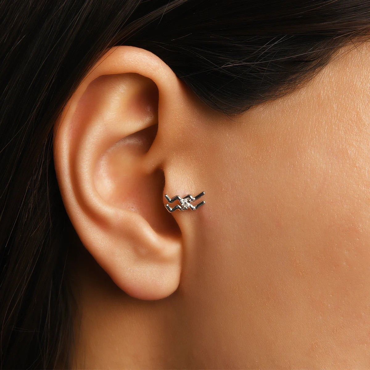 Aquarius Kova Burcu Taşlı Altın Piercing