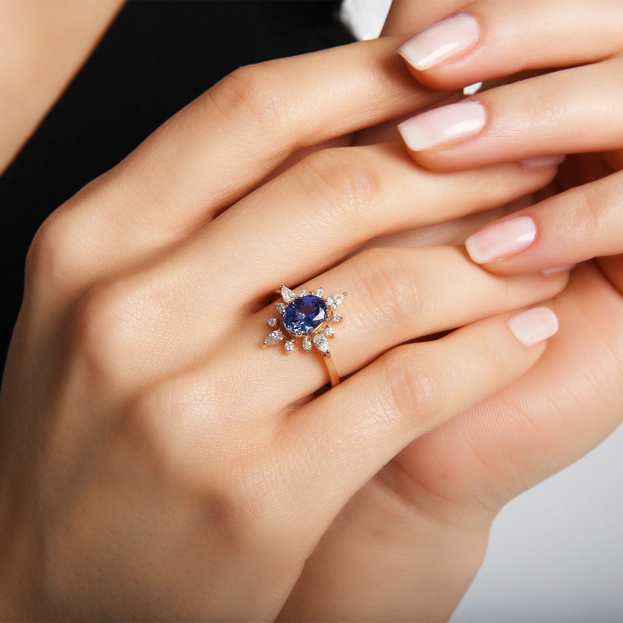 Tanzanit Taşlı 0.23 ct Pırlanta Yüzük