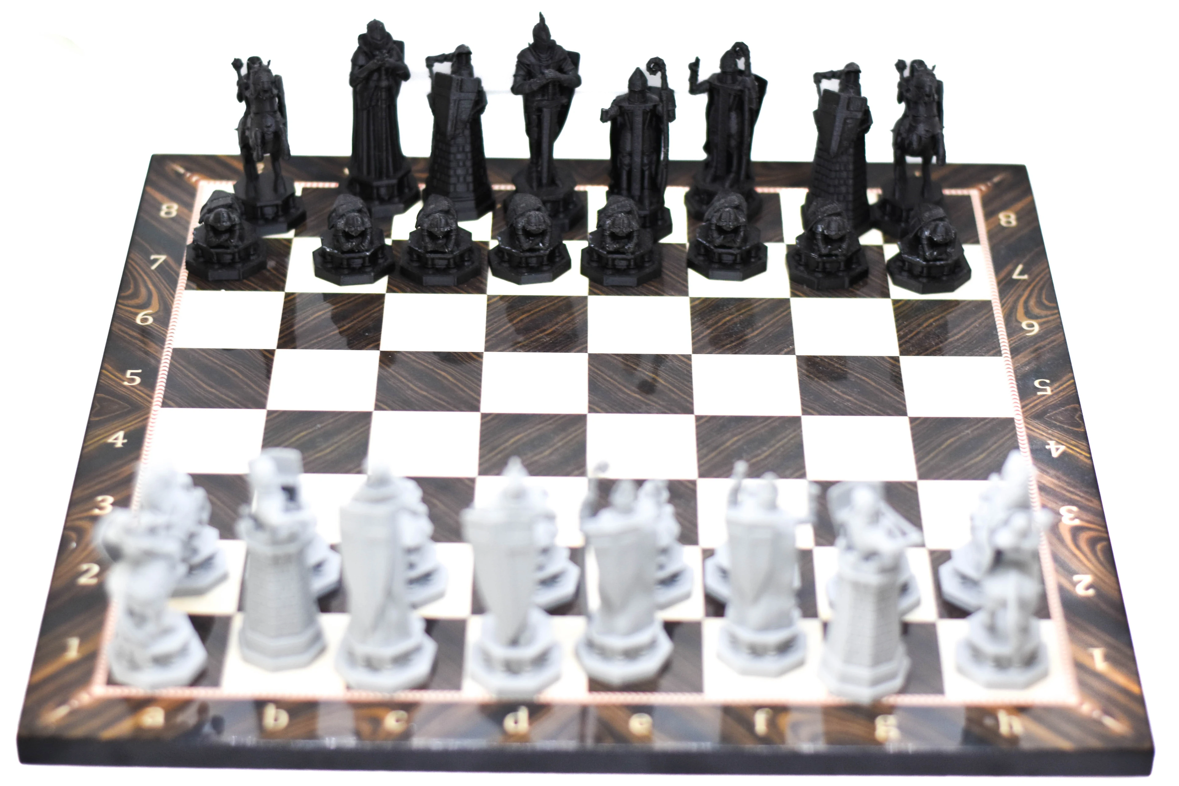 "Krallıkların Savaşı" - 3D Baskı Epik Orta Çağ Satranç Takımı
