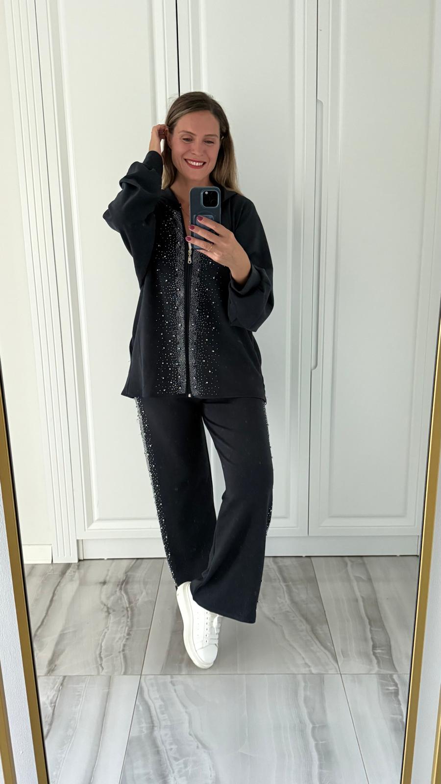 İncili Eşofman Takımı