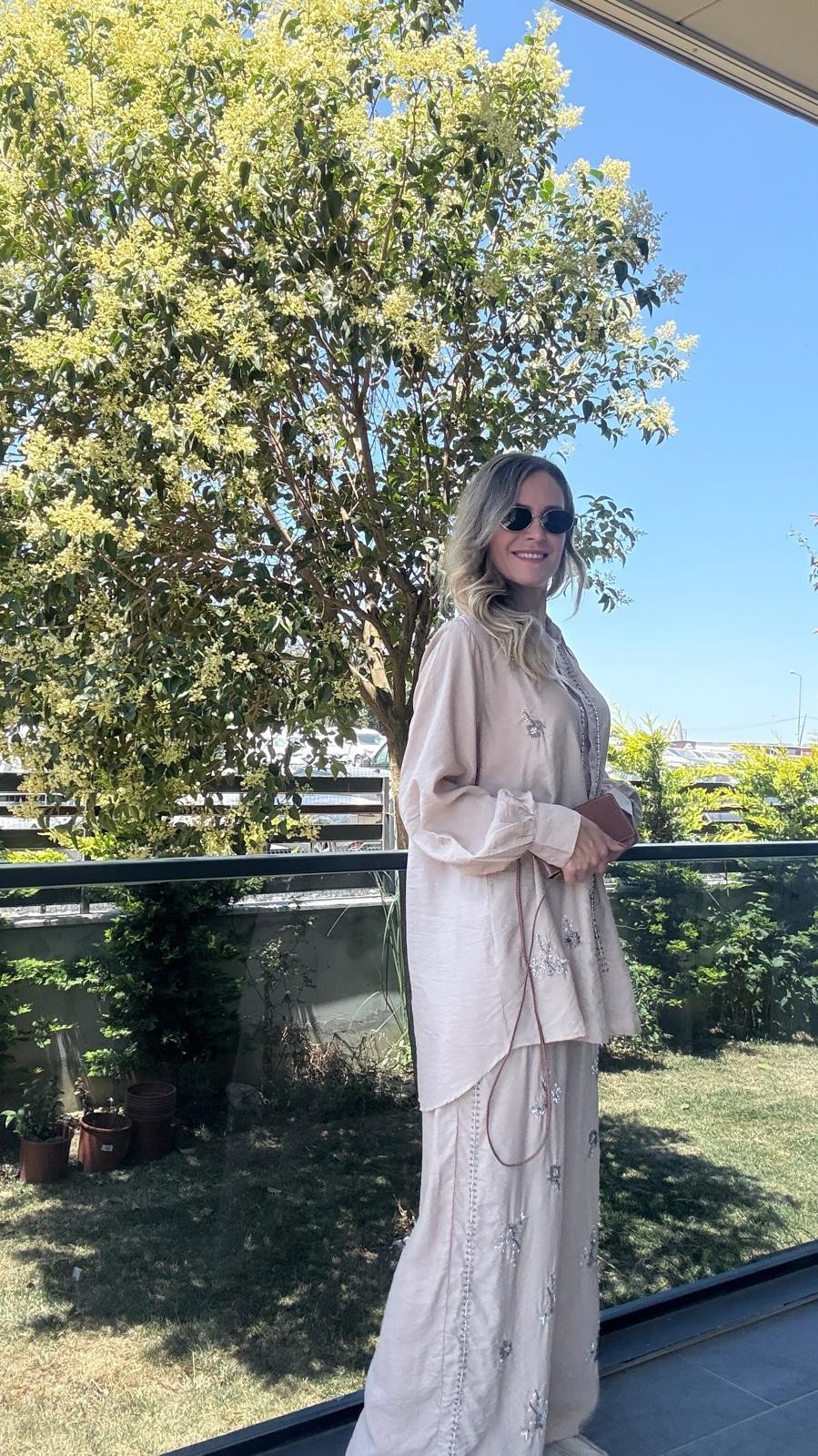 Pullu Nakışlı Pantolon Takım